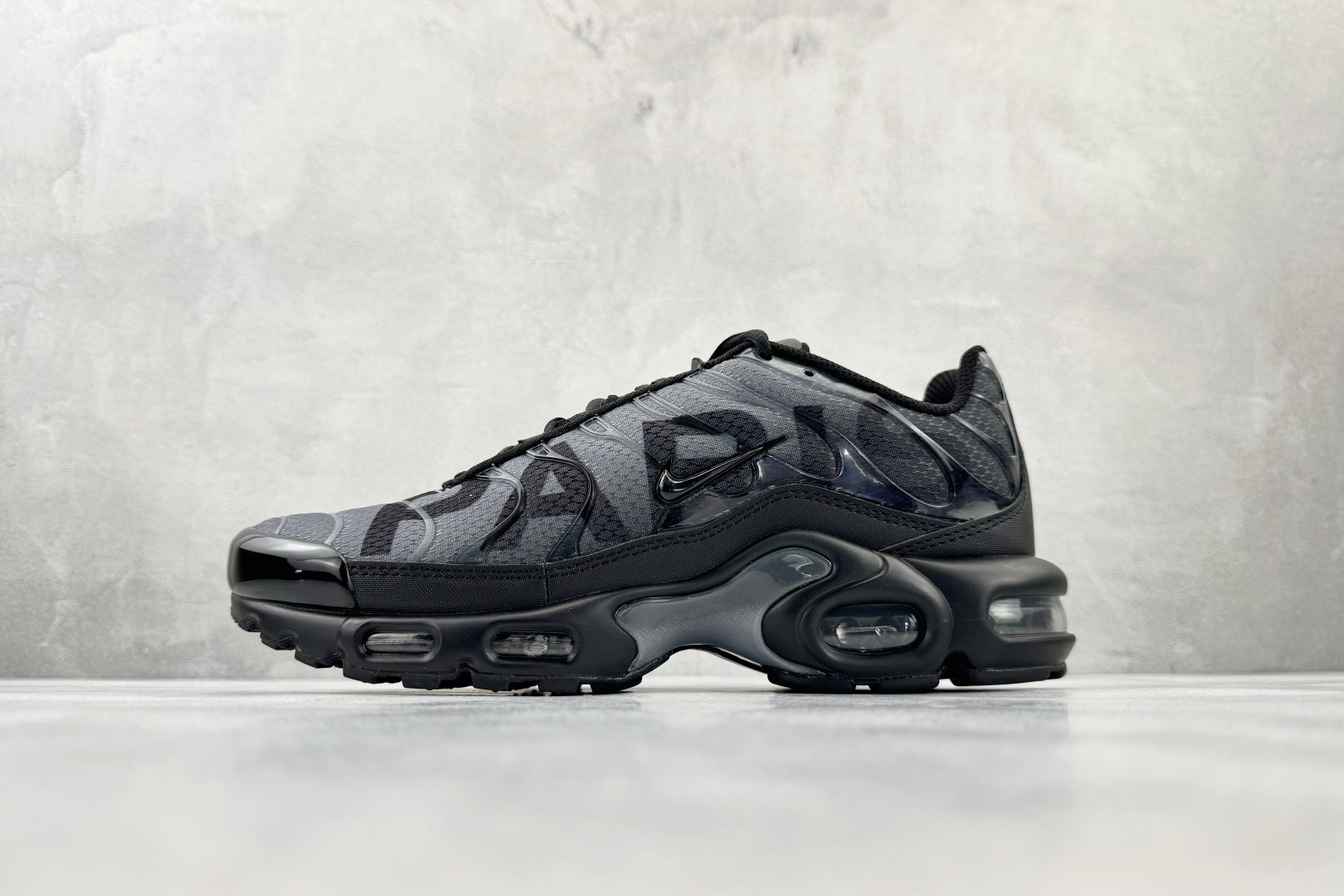 Max PSG x Nike Air Max Plus 黑灰色货号：IB2253-001尺码：36 36