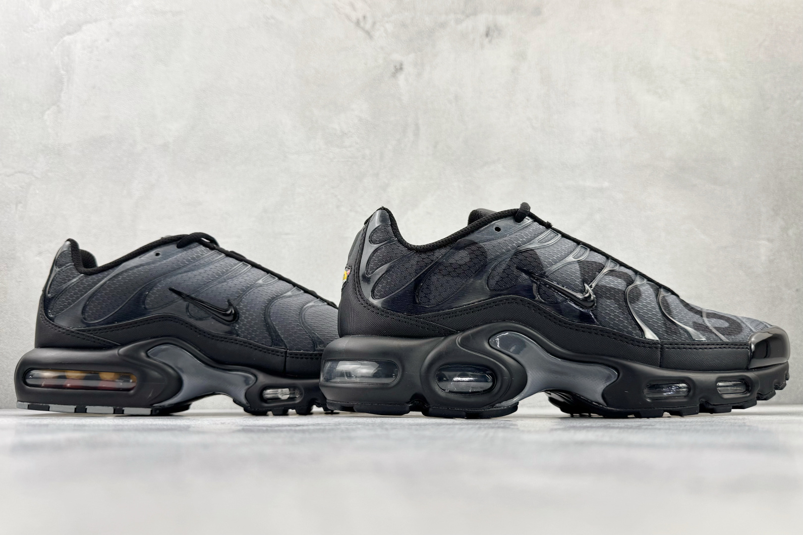 Max PSG x Nike Air Max Plus 黑灰色货号：IB2253-001尺码：36 36