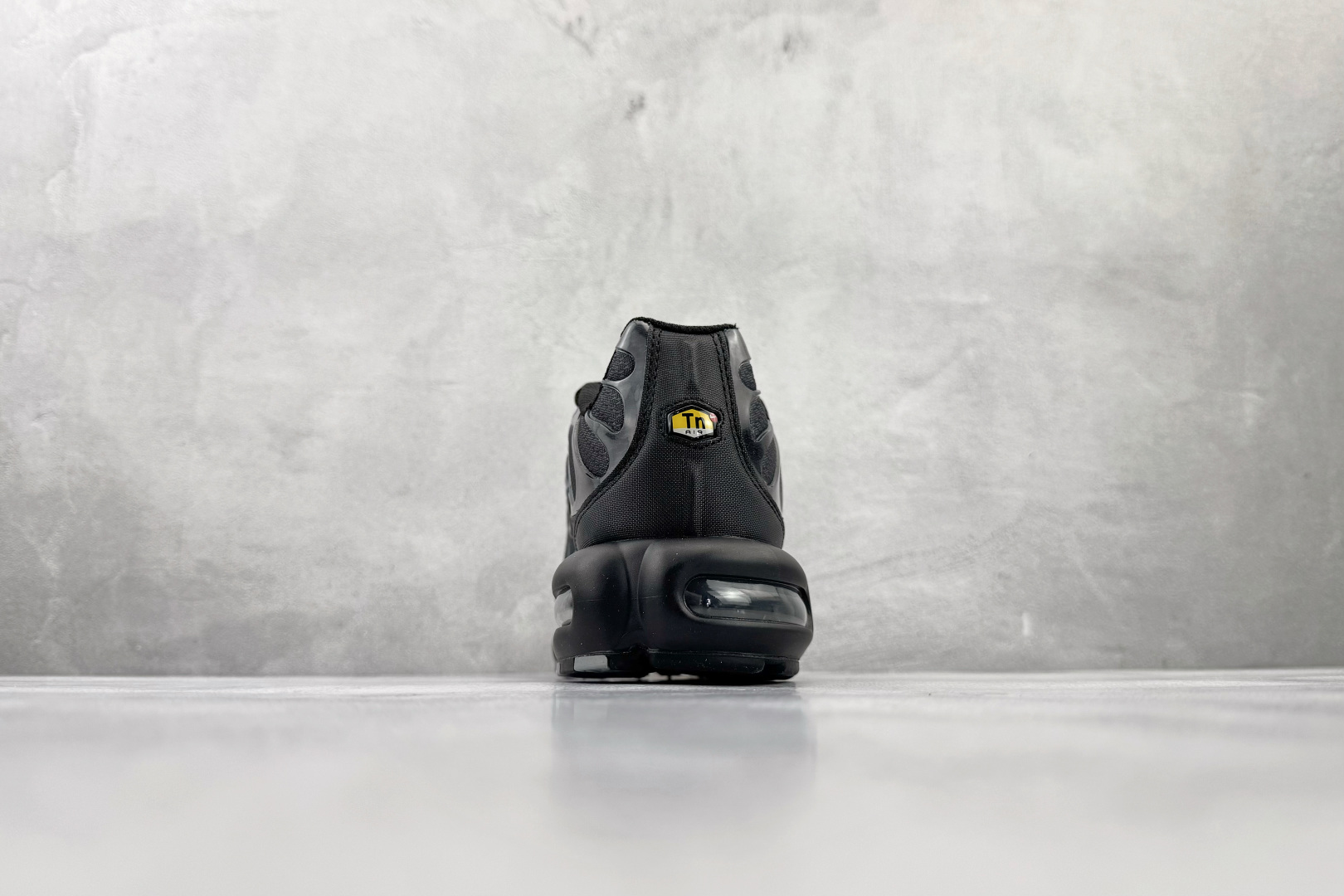 Max PSG x Nike Air Max Plus 黑灰色货号：IB2253-001尺码：36 36