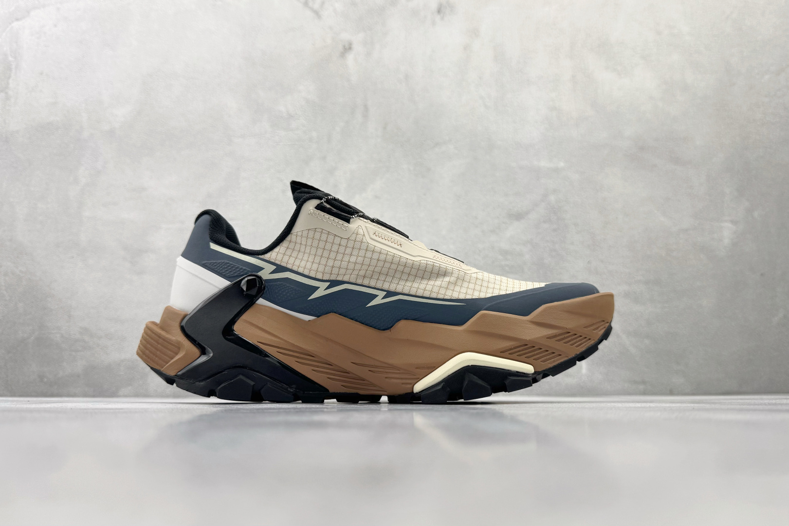 广版 KAILAS FUGA DU BOA 石灰蓝货号：KS尺码：36 36.5 37.5 38 38.