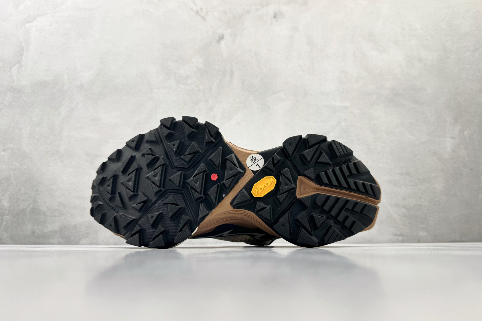 广版 KAILAS FUGA DU BOA 石灰蓝货号：KS尺码：36 36.5 37.5 38 38.