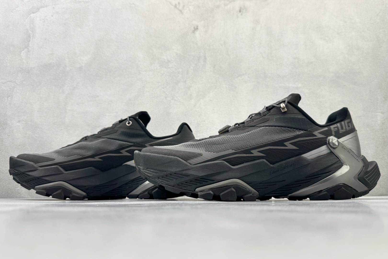 广版 凯乐石 KAILAS FUGA DU 墨黑色货号：KS尺码：36 36.5 37.5 38 38.