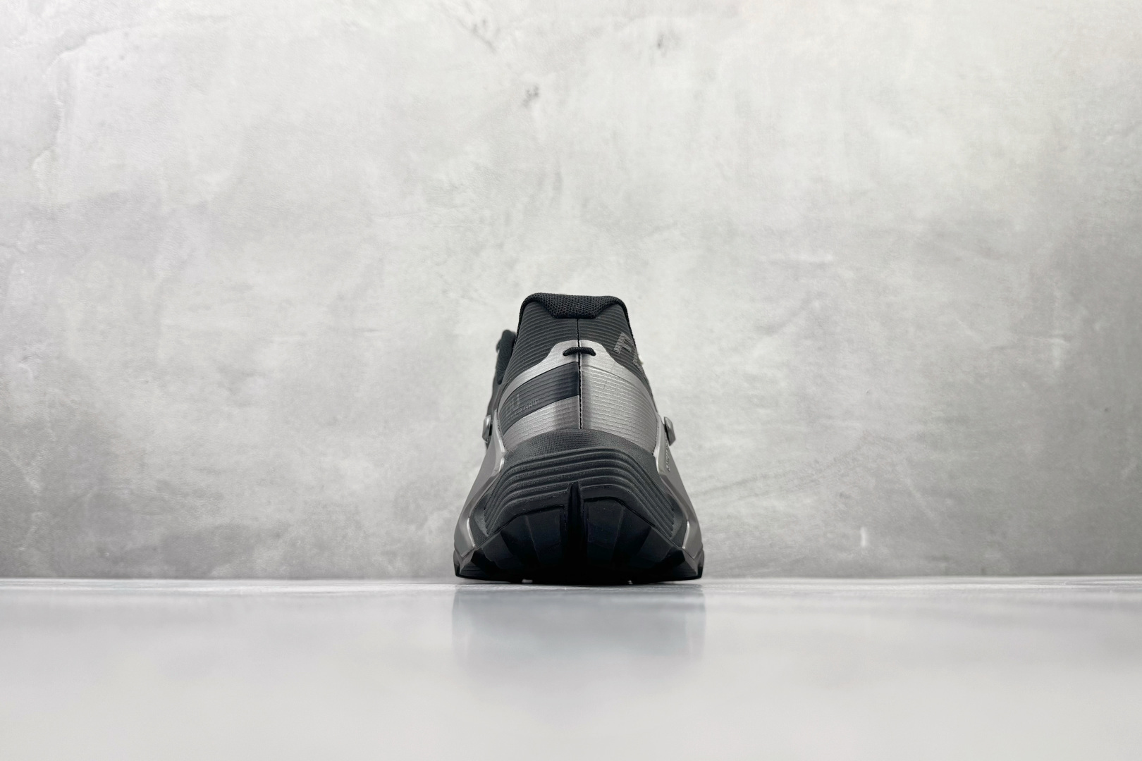 广版 凯乐石 KAILAS FUGA DU 墨黑色货号：KS尺码：36 36.5 37.5 38 38.