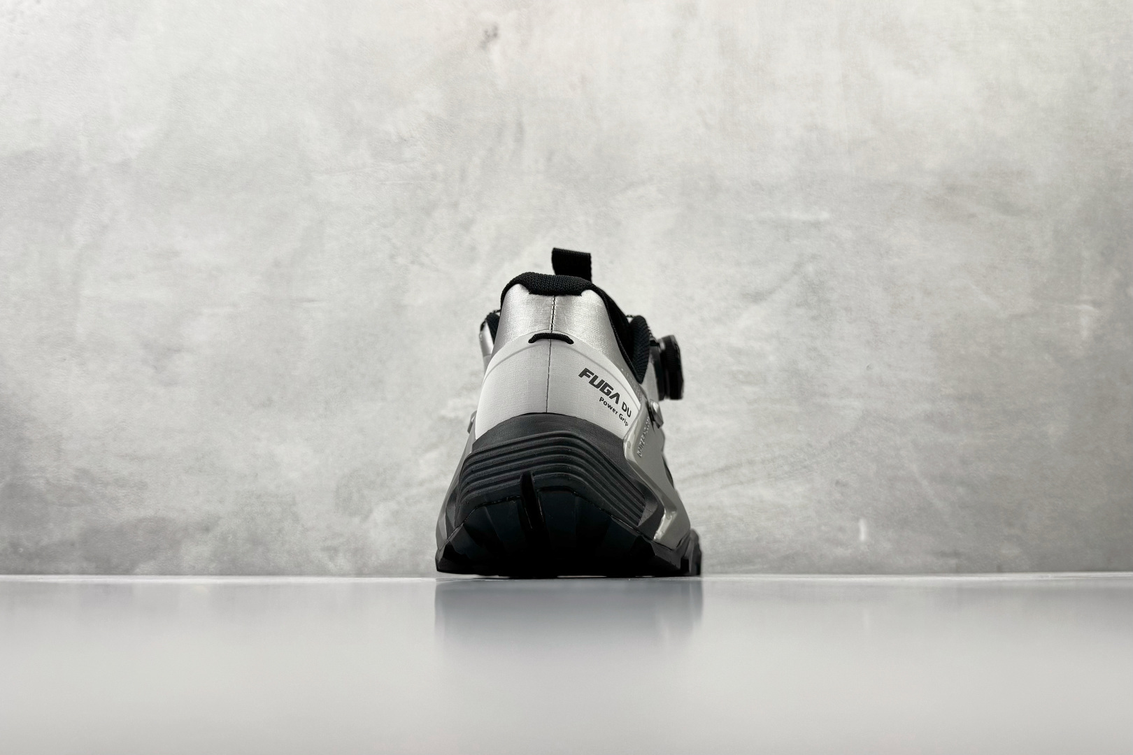 广版 凯乐石 KAILAS FUGA DU2 BOA 源色货号：KS尺码：36 36.5 37.5 38