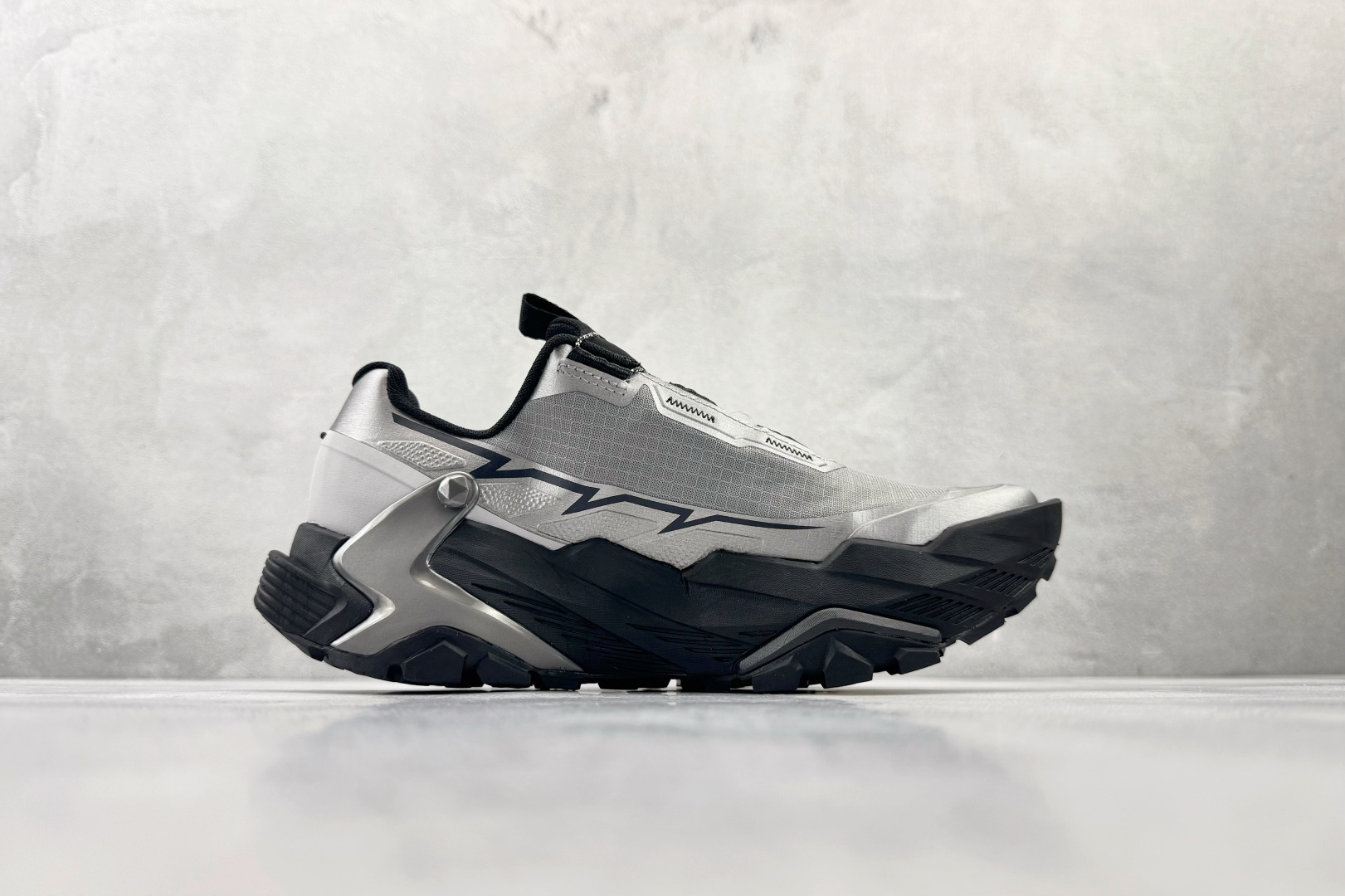 广版 凯乐石 KAILAS FUGA DU2 BOA 源色货号：KS尺码：36 36.5 37.5 38