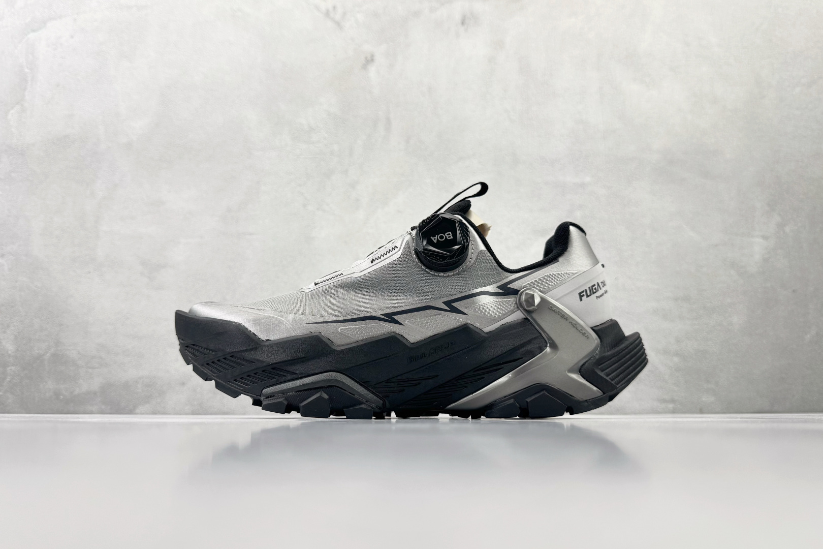 广版 凯乐石 KAILAS FUGA DU2 BOA 源色货号：KS尺码：36 36.5 37.5 38