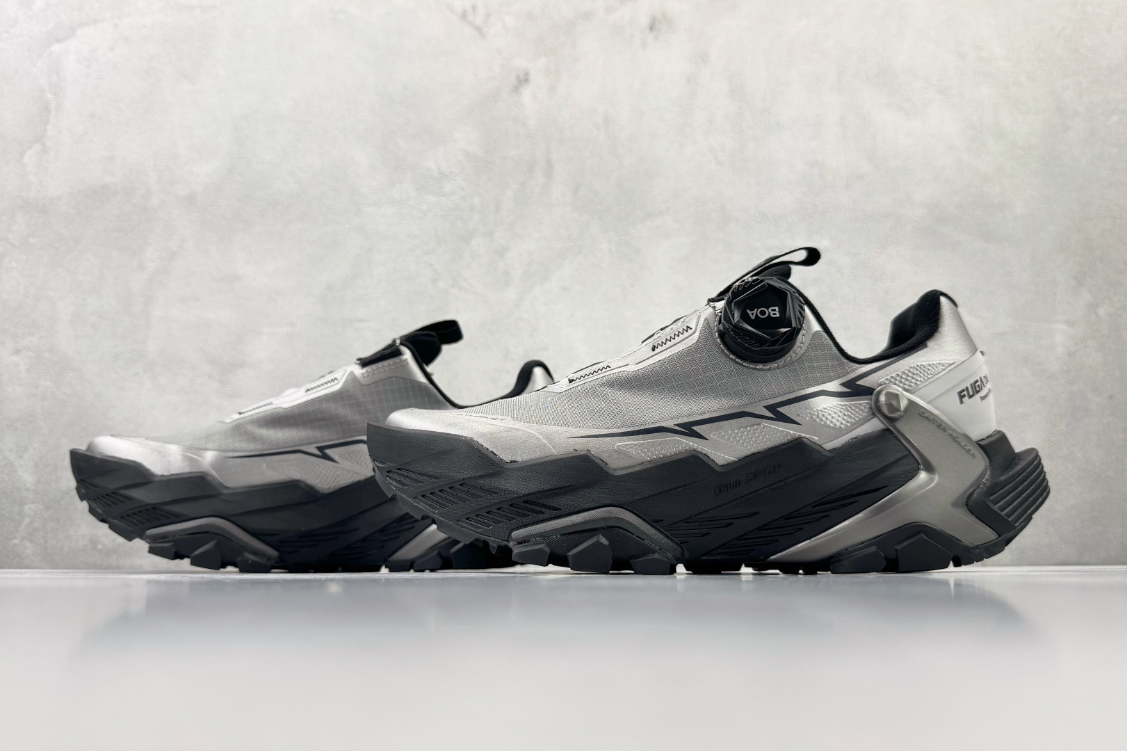 广版 凯乐石 KAILAS FUGA DU2 BOA 源色货号：KS尺码：36 36.5 37.5 38