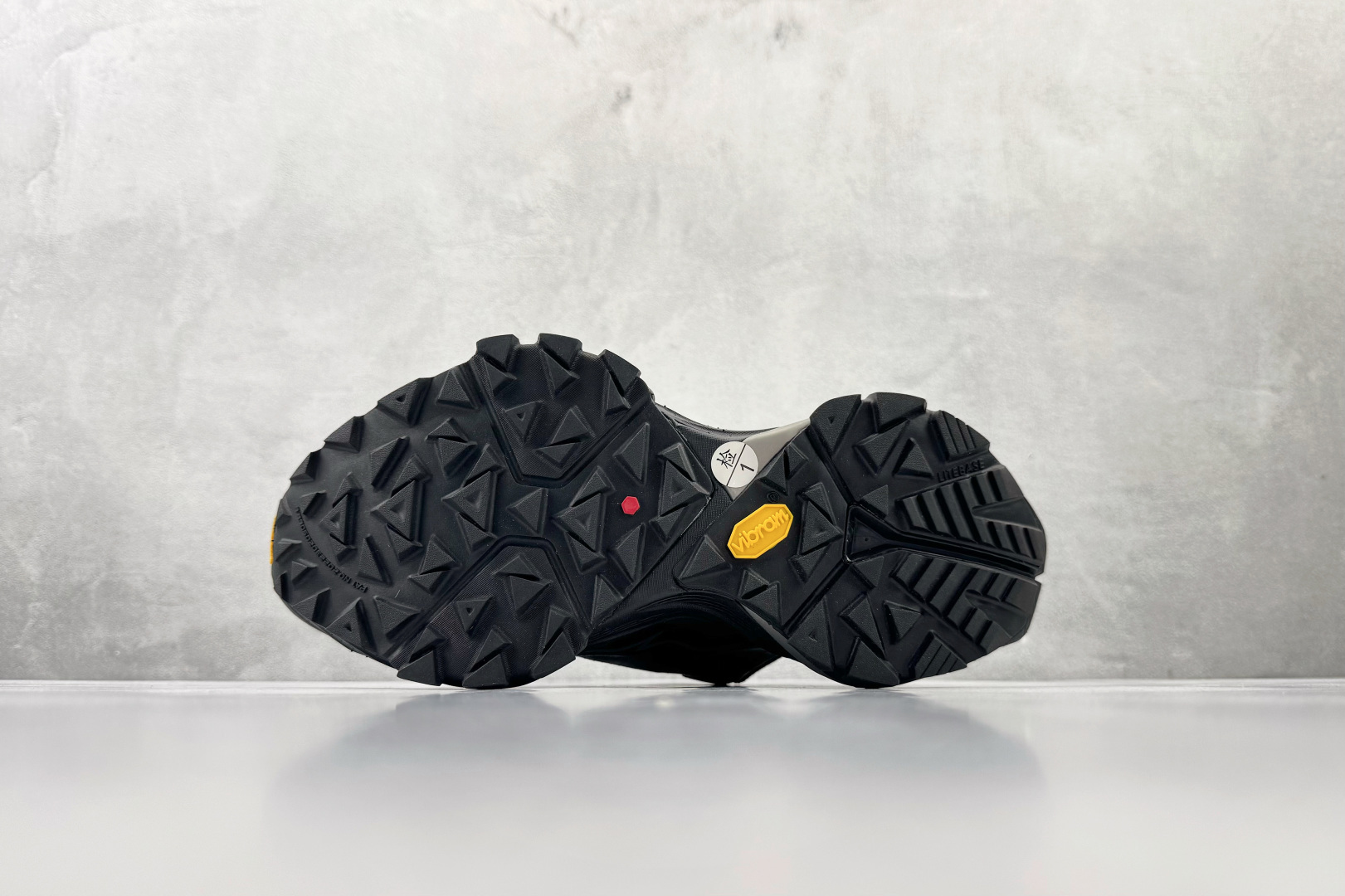 广版 凯乐石 KAILAS FUGA DU BOA 墨黑色货号：KS尺码：36 36.5 37.5 38