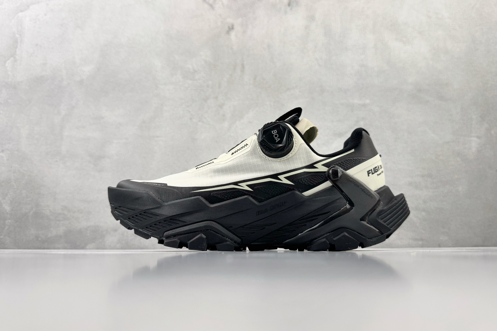 广版 凯乐石 KAILAS FUGA DU BOA 黑白色货号：KS尺码：36 36.5 37.5 38