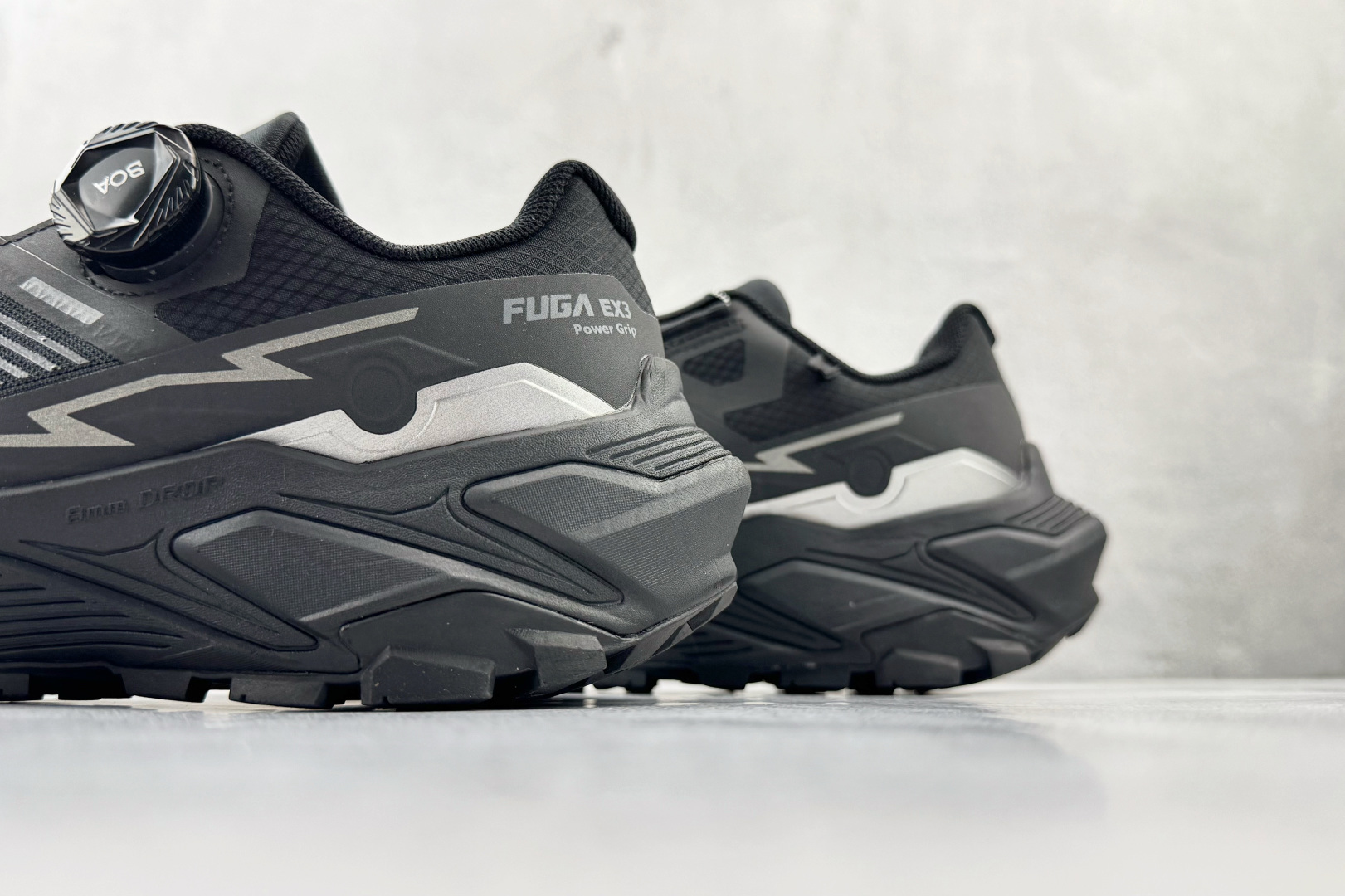 广版 凯乐石 KAILAS FUGA EX3 BOA 墨黑货号：KS尺码：36 36.5 37.5 38