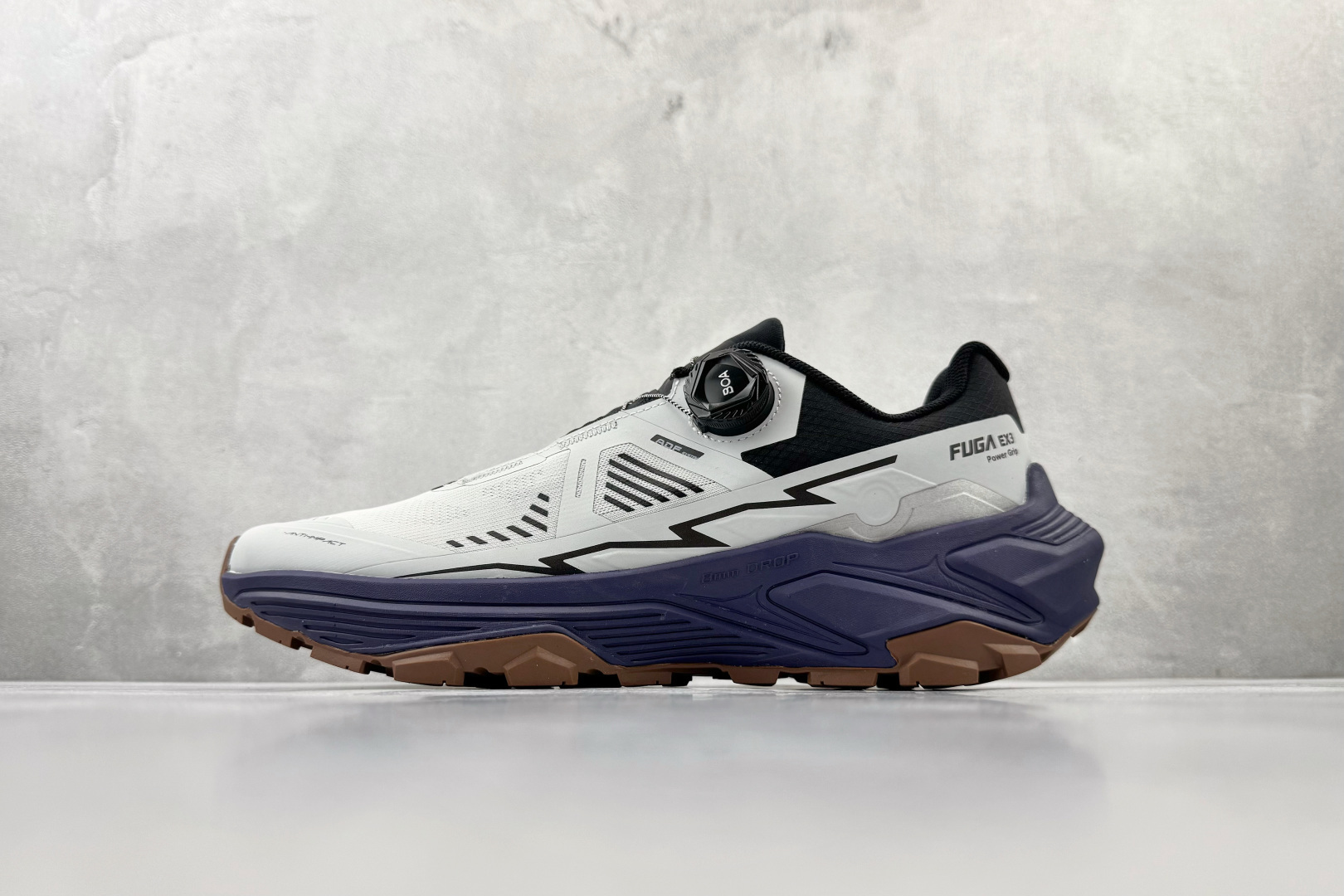 广版 凯乐石 KAILAS FUGA EX3 BOA 浅银灰货号：KSA尺码：36 36.5 37.5 