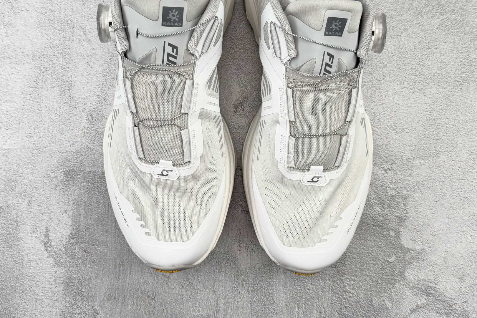 广版 凯乐石 KAILAS FUGA EX3 BOA 云白货号：KS尺码：36 36.5 37.5 38