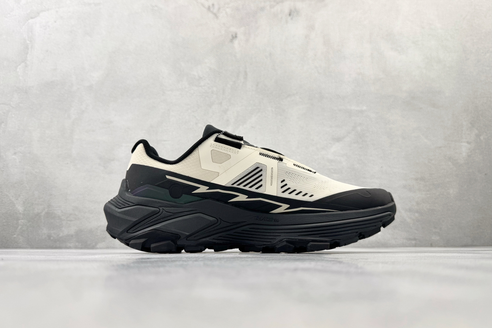 广版 凯乐石 KAILAS FUGA EX3 BOA 太空灰货号：KS尺码：36 36.5 37.5 3