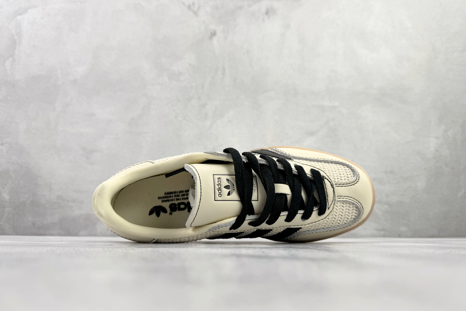 180 adidas originals GAZELLE INDOOR 白色 JQ7083-Chinese UA Cheap High Quatity Brand Clothes Bags handbags Sneakers wholesale wholesaler seller from China Factory suppliers Fashion Clothing Shoes best Quality Beautiful Price 180 adidas originals GAZELLE INDOOR 白色 JQ7083