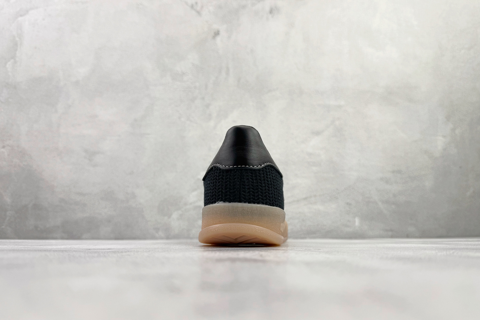 180 adidas originals GAZELLE INDOOR 黑色 JQ7084