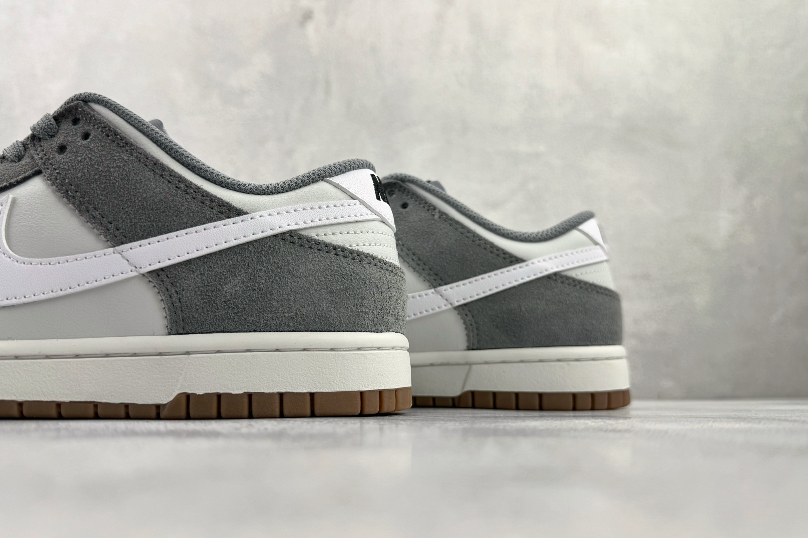 220 Nike Dunk Low 酷灰 IB6399-001-Chinese UA Cheap High Quatity Brand Clothes Bags handbags Sneakers wholesale wholesaler seller from China Factory suppliers Fashion Clothing Shoes best Quality Beautiful Price 220 Nike Dunk Low 酷灰 IB6399-001