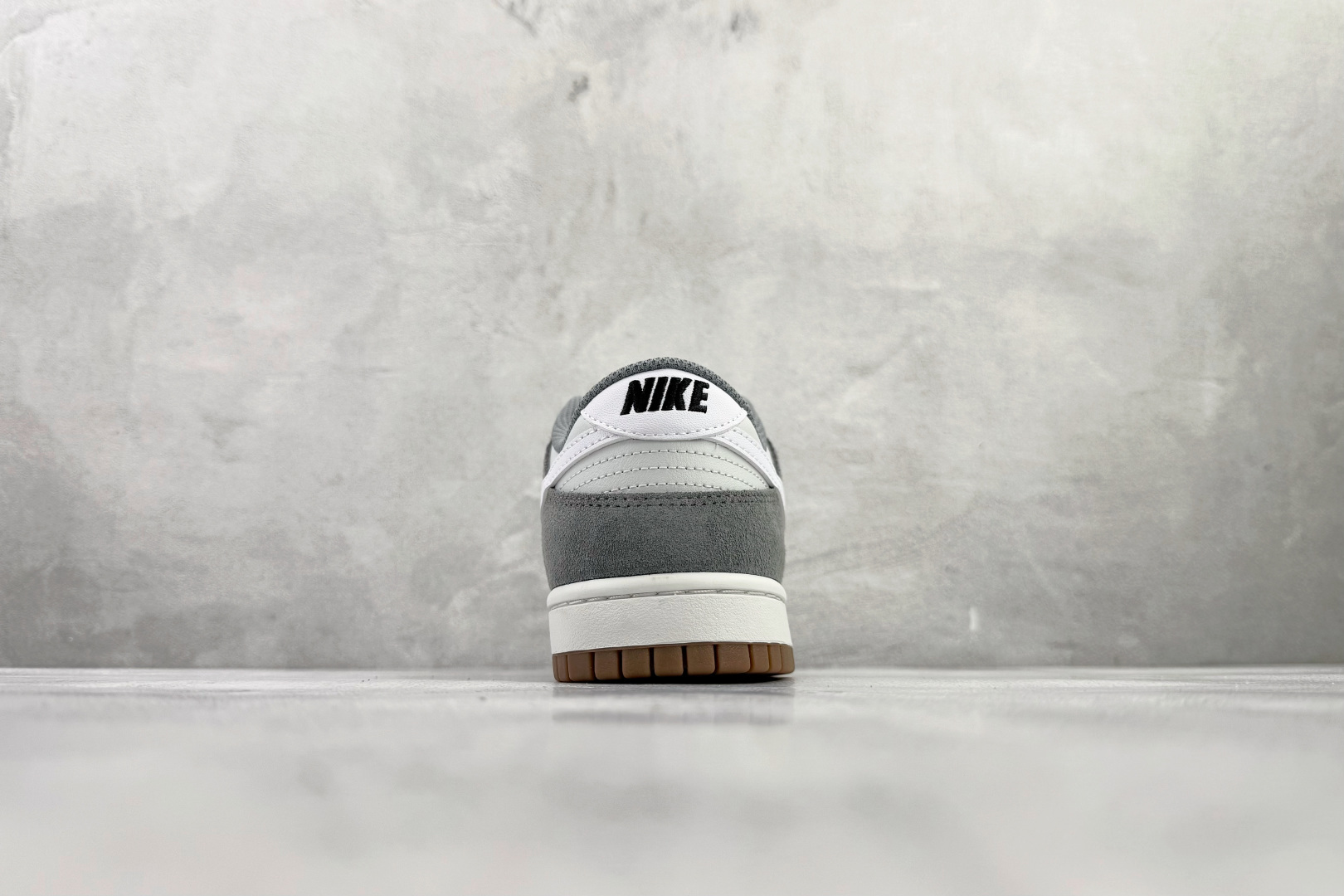 220 Nike Dunk Low 酷灰 IB6399-001-Chinese UA Cheap High Quatity Brand Clothes Bags handbags Sneakers wholesale wholesaler seller from China Factory suppliers Fashion Clothing Shoes best Quality Beautiful Price 220 Nike Dunk Low 酷灰 IB6399-001