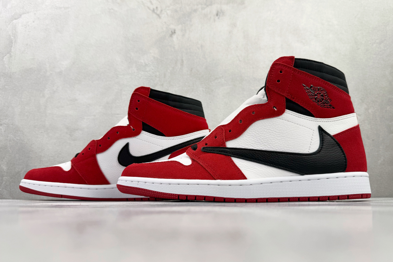 LJR Travis Scott x Jordan Air Jordan 1 倒钩 红白黑货号:DH32