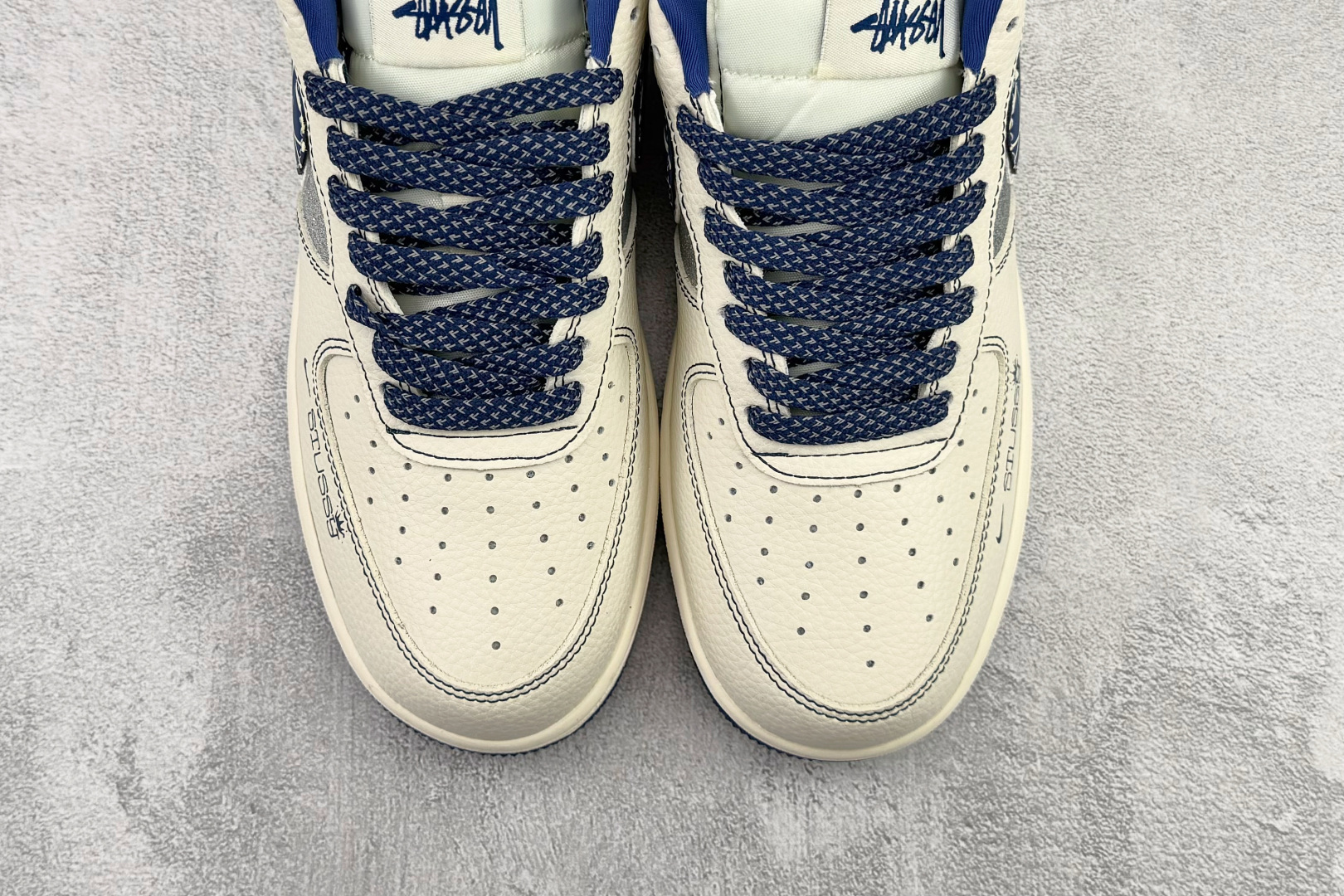 Nike Air Force 1 07 STUSSY 联名 米白蓝 DD1982-306