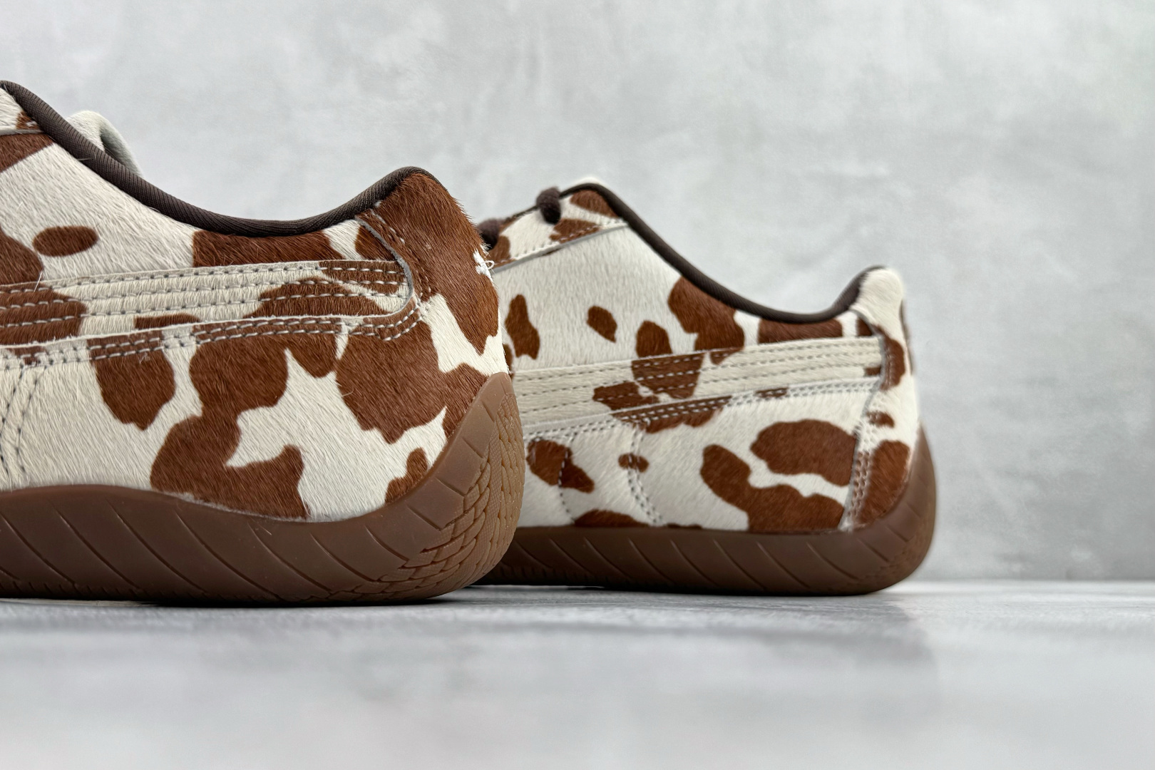 200 PUMA 赛车鞋 PUMA彪马 Speedcat 系列 棕色 406141-01-Chinese UA Cheap High Quatity Brand Clothes Bags handbags Sneakers wholesale wholesaler seller from China Factory suppliers Fashion Clothing Shoes best Quality Beautiful Price 200 PUMA 赛车鞋 PUMA彪马 Speedcat 系列 棕色 406141-01