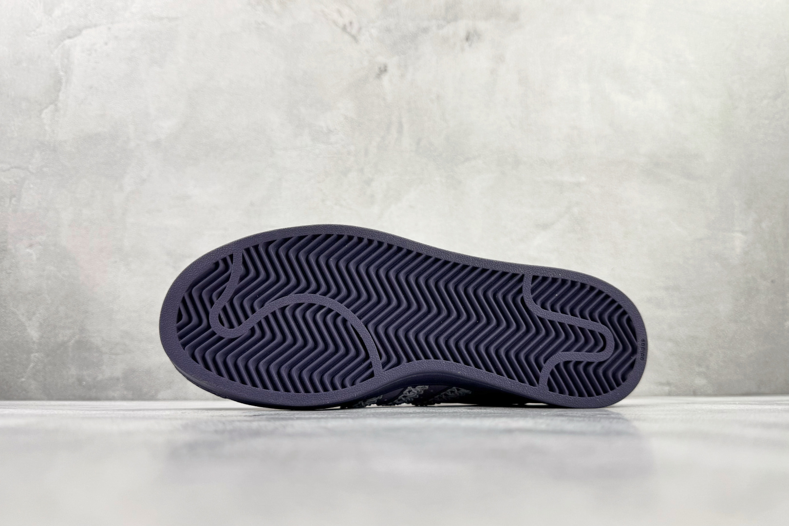 XP 本地平台专供 adidas originals Superstar 2 紫色货号：KJ4210尺码