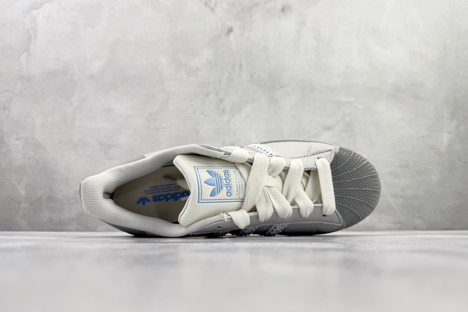 XP 本地平台专供 adidas originals Superstar 2 灰色货号：JQ8729尺码