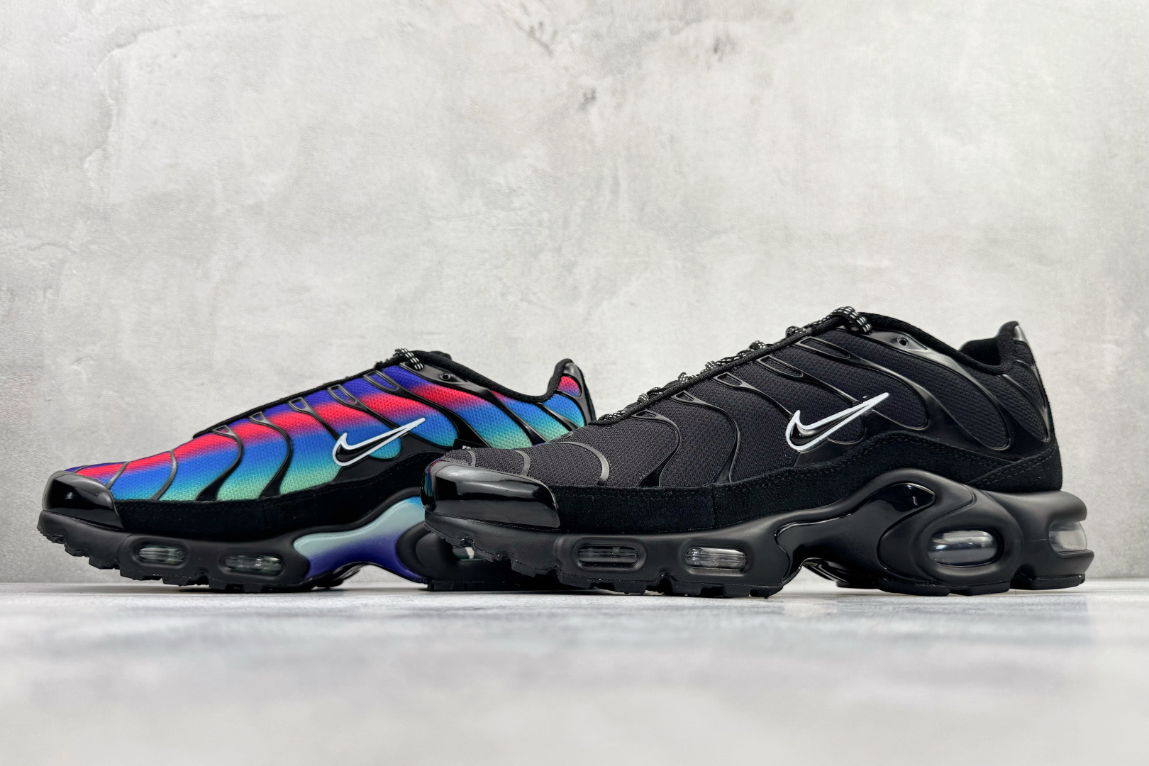 Max Nike Air Max Plus 黑色货号：DZ4509 001尺码：36 36.5 37.5