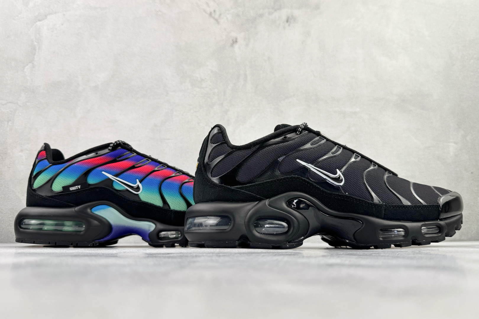 Max Nike Air Max Plus 黑色货号：DZ4509 001尺码：36 36.5 37.5