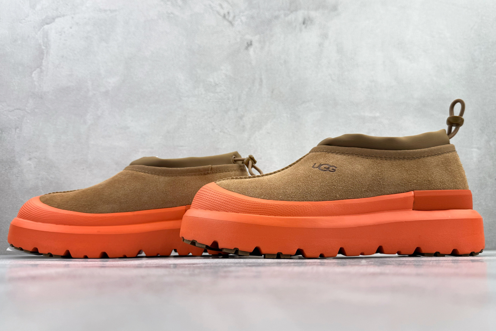 280 UGG 包头套脚 棕色 1144096-CTON