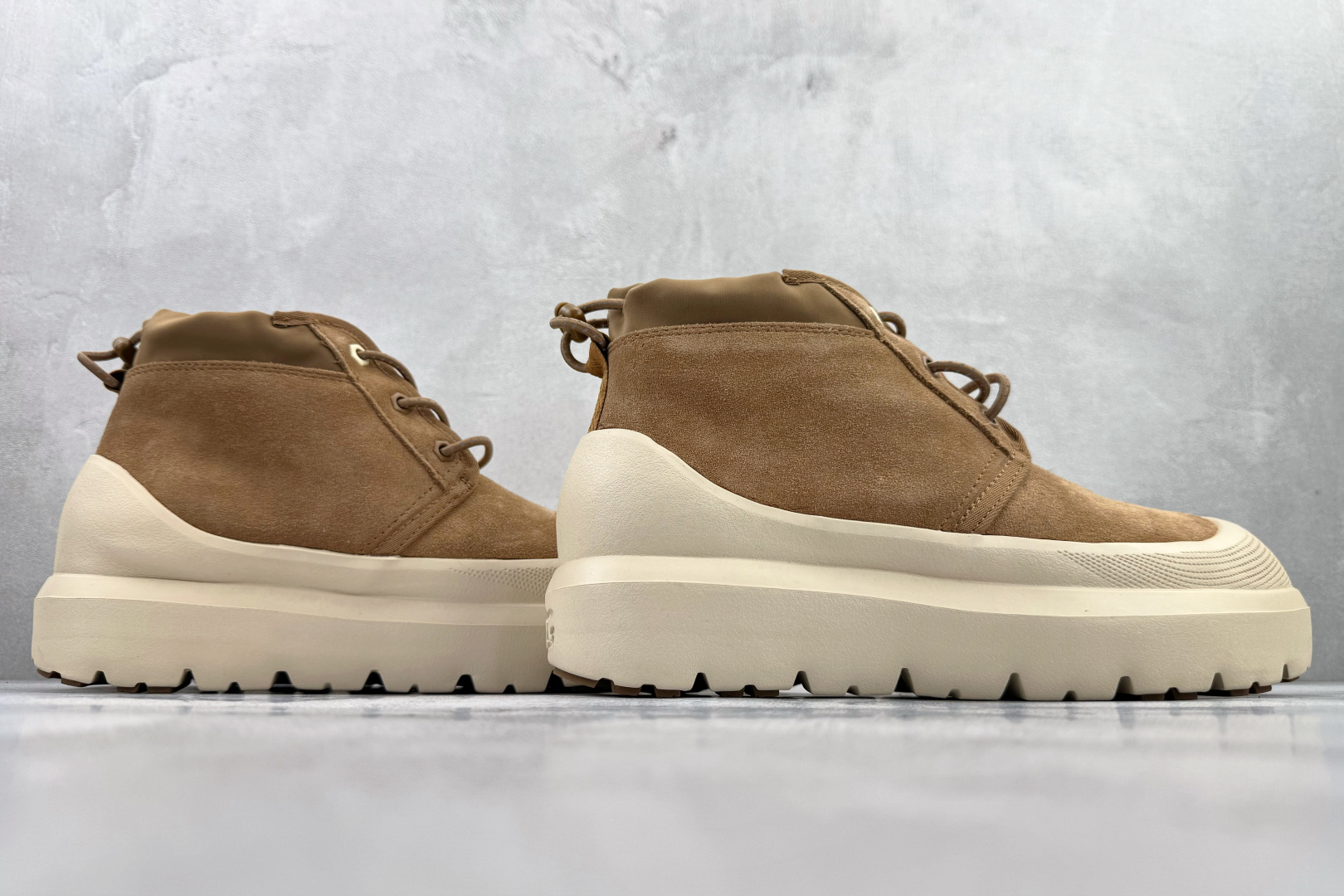 290 UGG Neumel Weather Hybrid 棕米 1143991CWTC-栗/白色