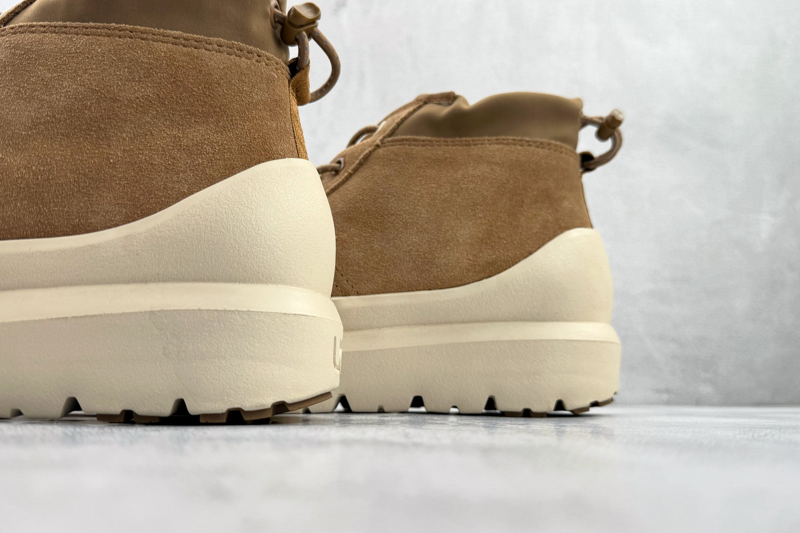 290 UGG Neumel Weather Hybrid 棕米 1143991CWTC-栗/白色