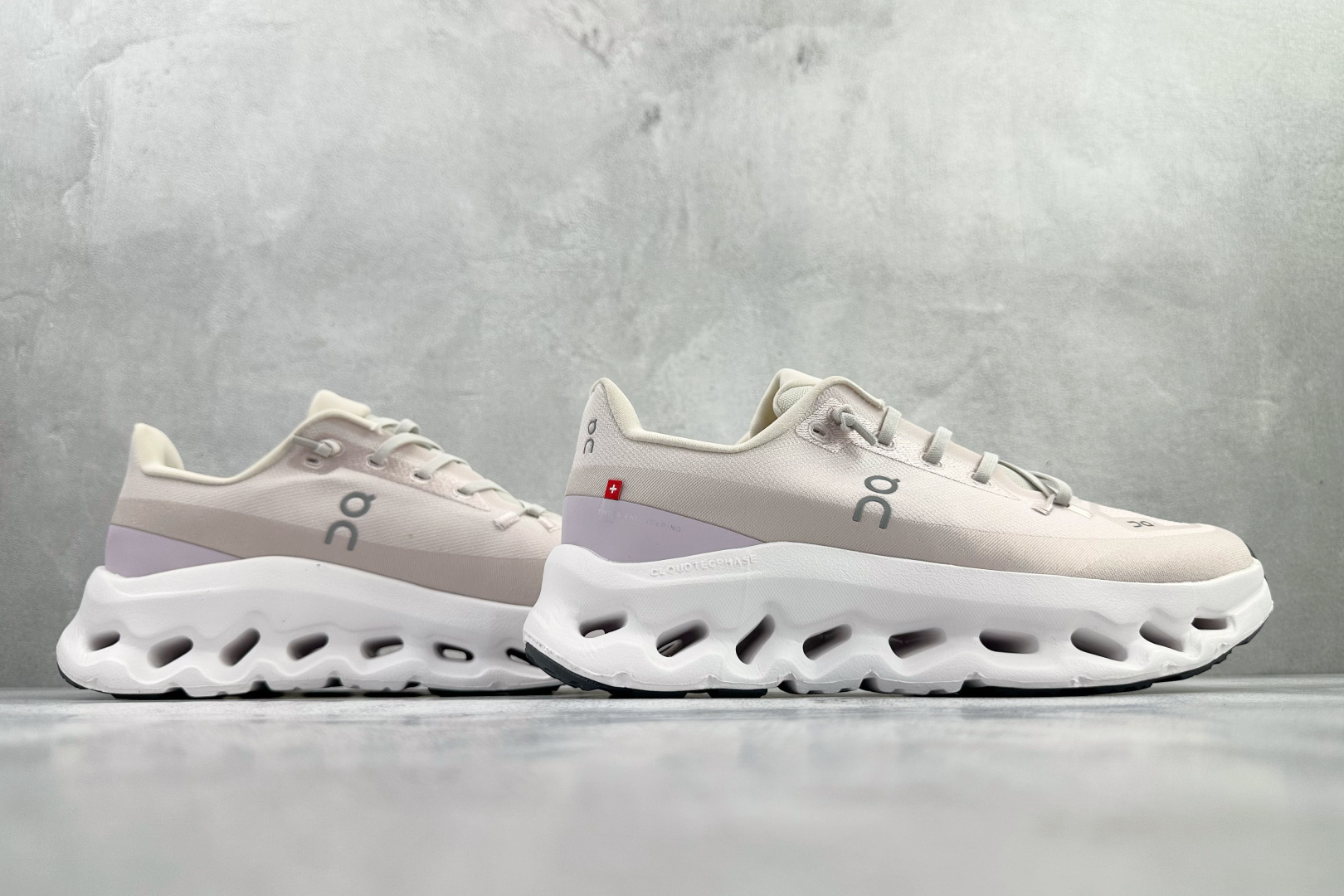 180 On昂跑 Cloudtilt 粉色 3ME1005