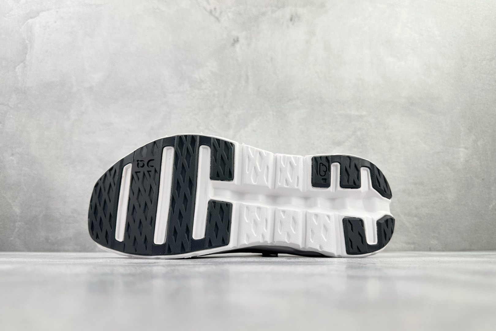 180 On昂跑 Cloudtilt 粉色 3ME1005