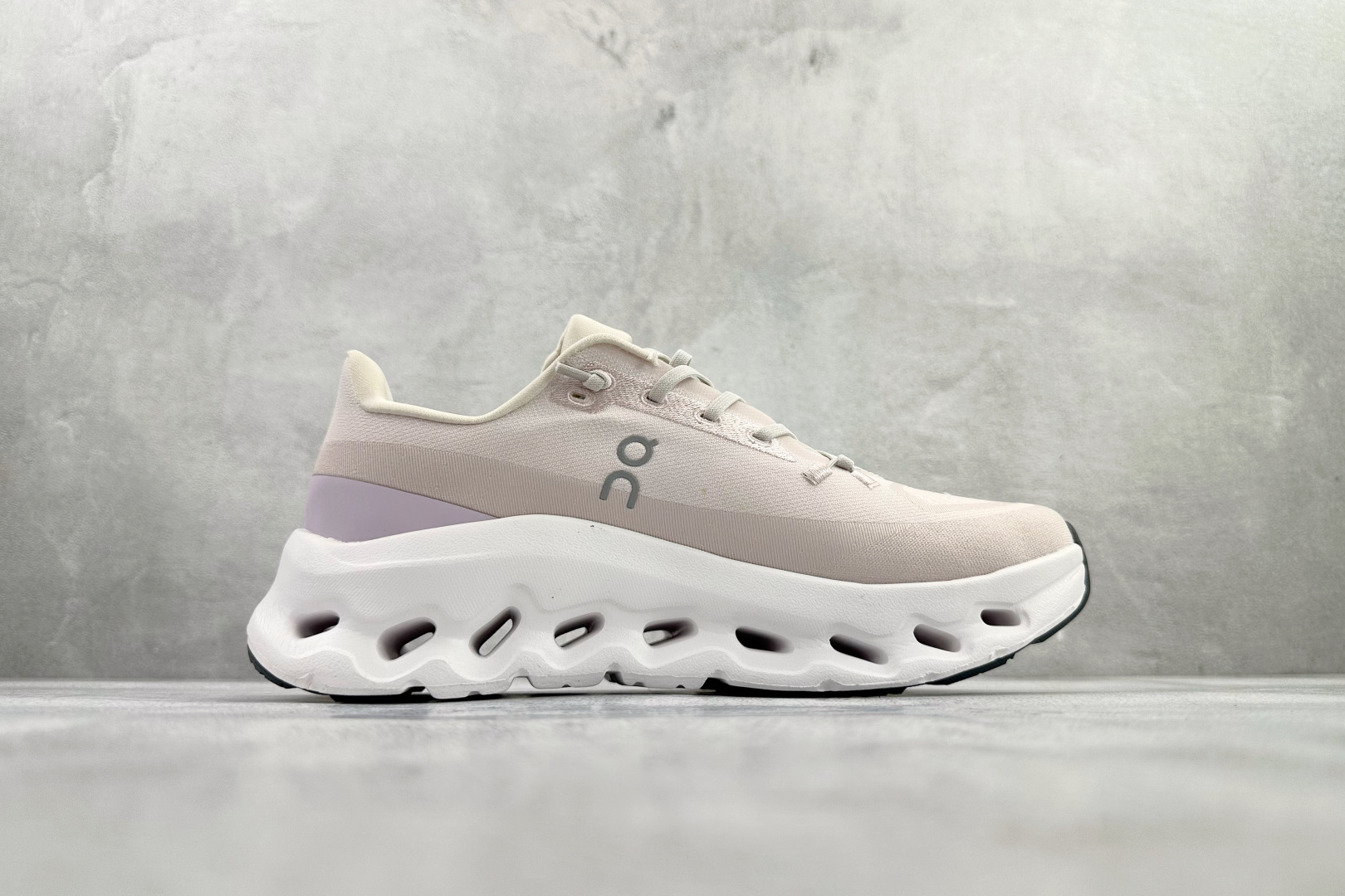 180 On昂跑 Cloudtilt 粉色 3ME1005