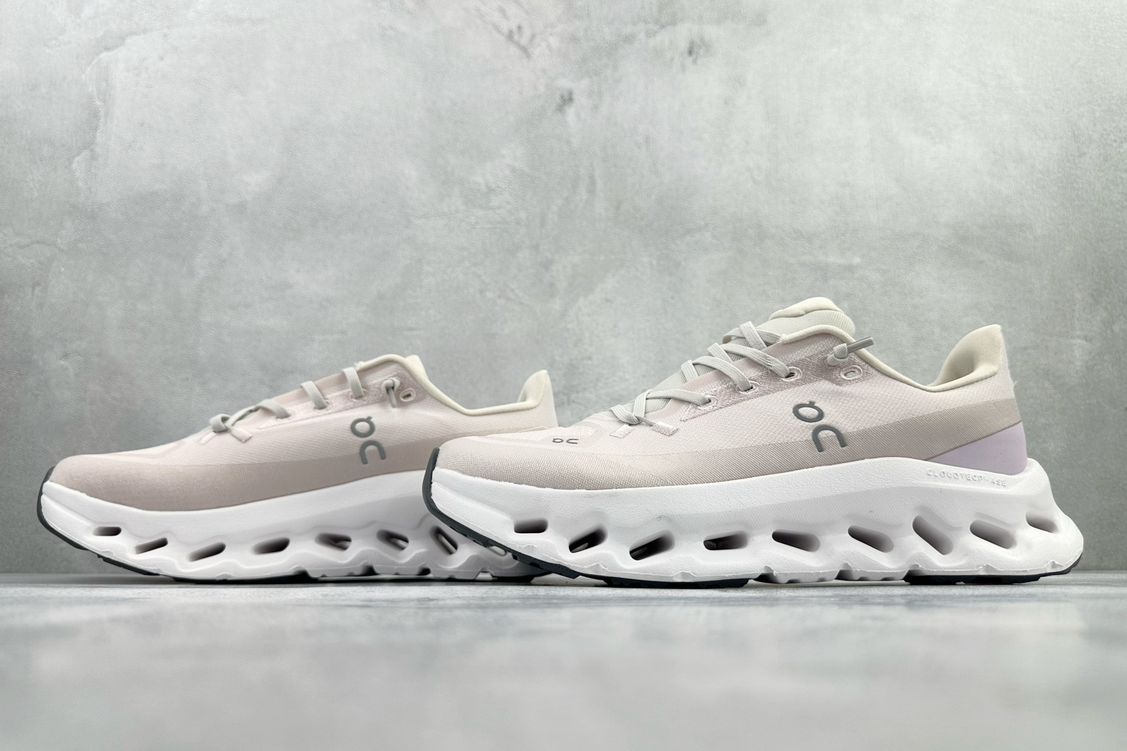 180 On昂跑 Cloudtilt 粉色 3ME1005