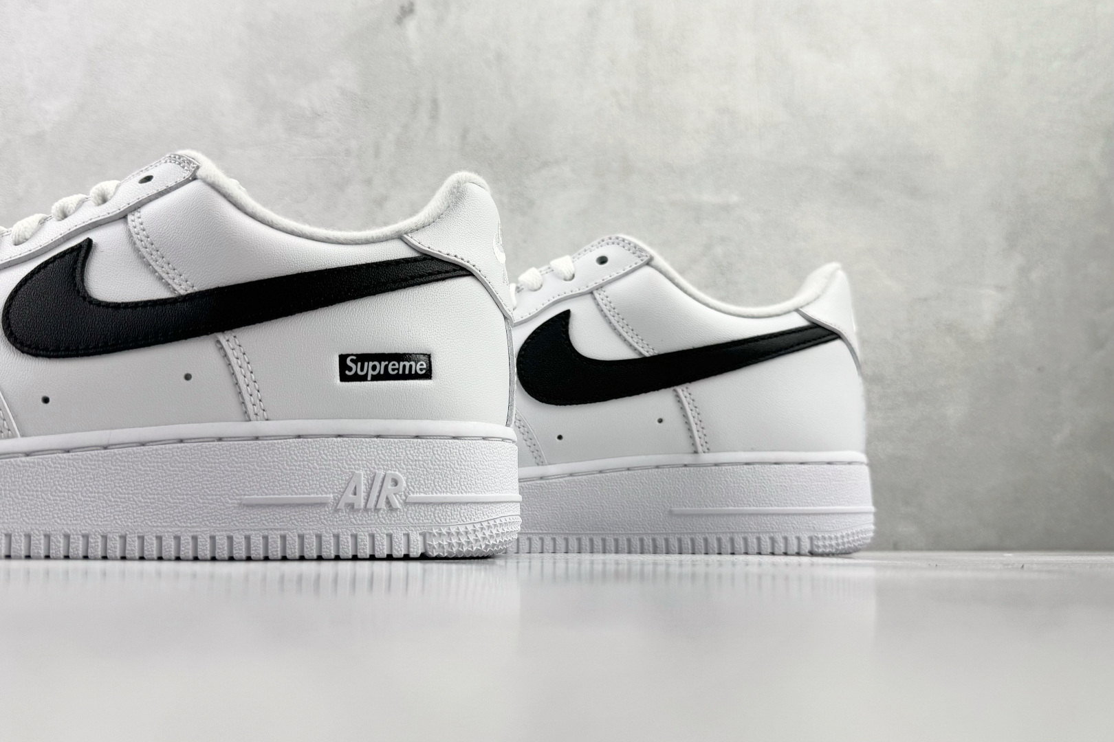 210 全新版本升级 Supreme x Nike Air Force 1 Low SP 白色 CU9225-102