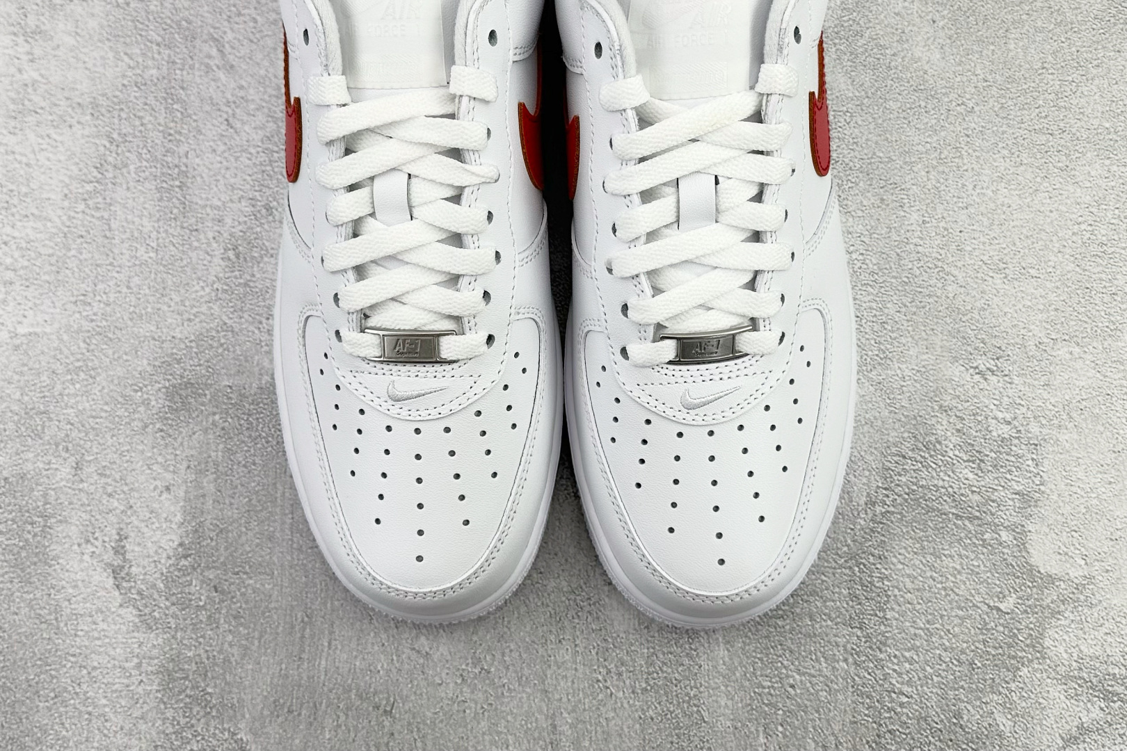 210 全新版本升级 Supreme x Nike Air Force 1 Low SP 白红 CU9225-101