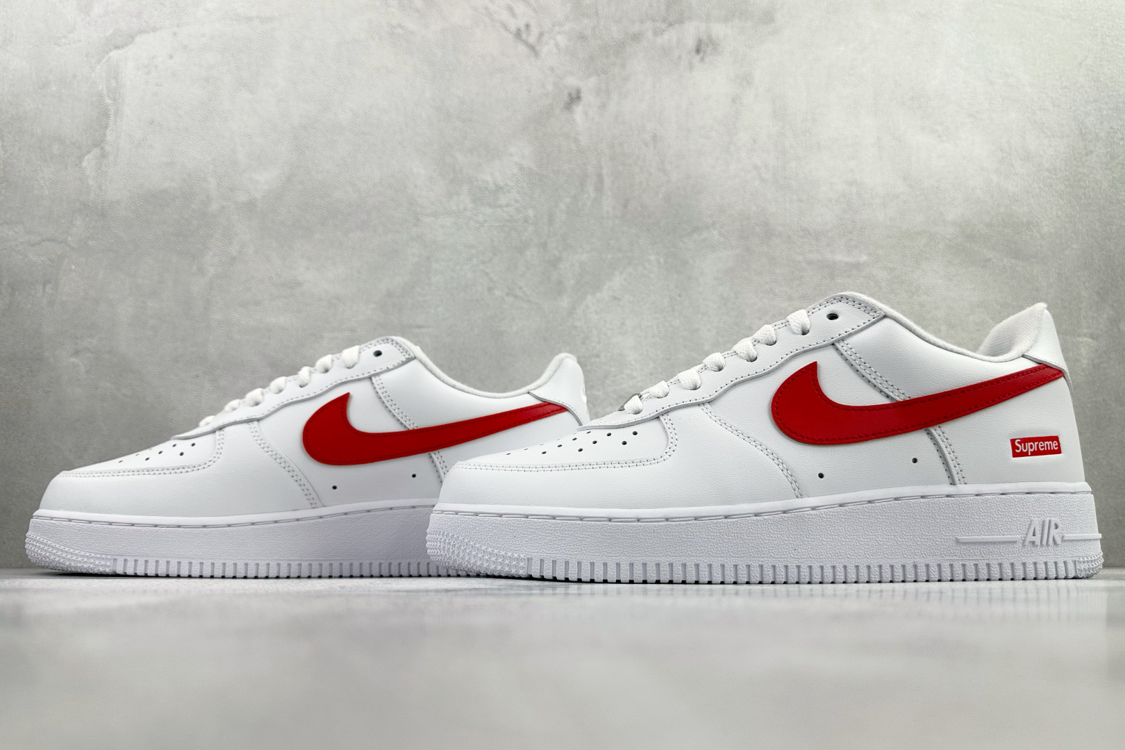 210 全新版本升级 Supreme x Nike Air Force 1 Low SP 白红 CU9225-101