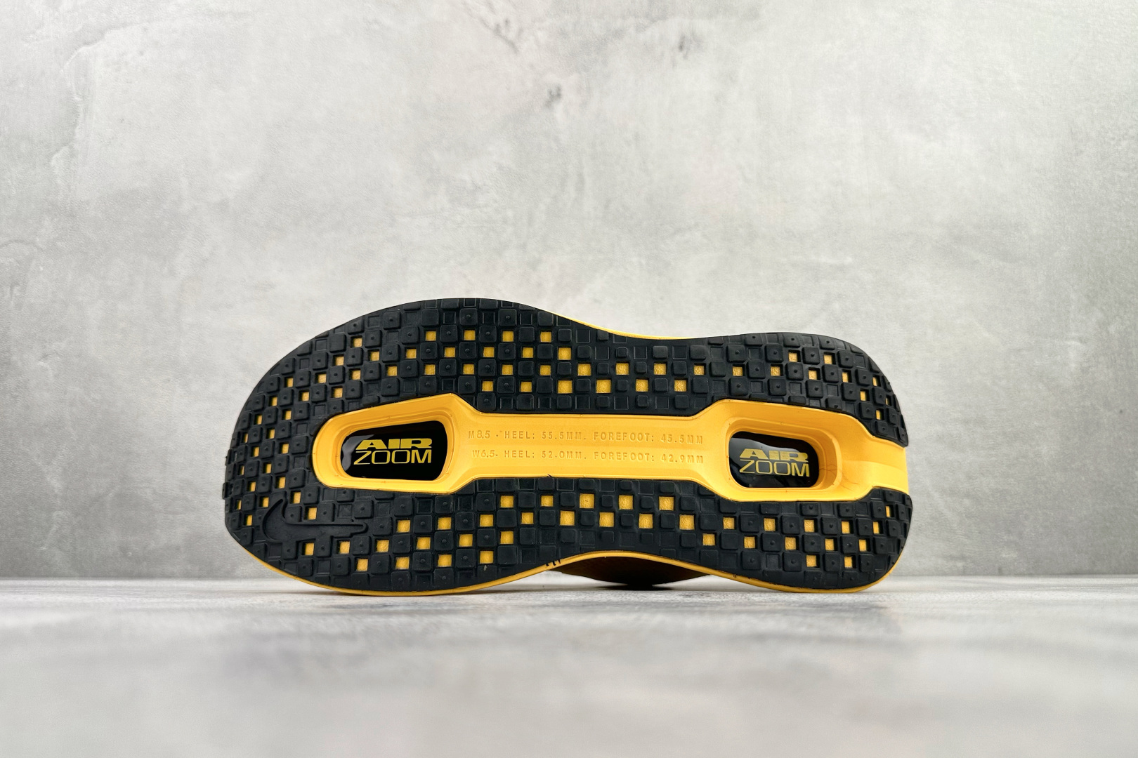 220 Nike Vomero Vomero Premium 黄色 HQ2050-012-Chinese UA Cheap High Quatity Brand Clothes Bags handbags Sneakers wholesale wholesaler seller from China Factory suppliers Fashion Clothing Shoes best Quality Beautiful Price 220 Nike Vomero Vomero Premium 黄色 HQ2050-012