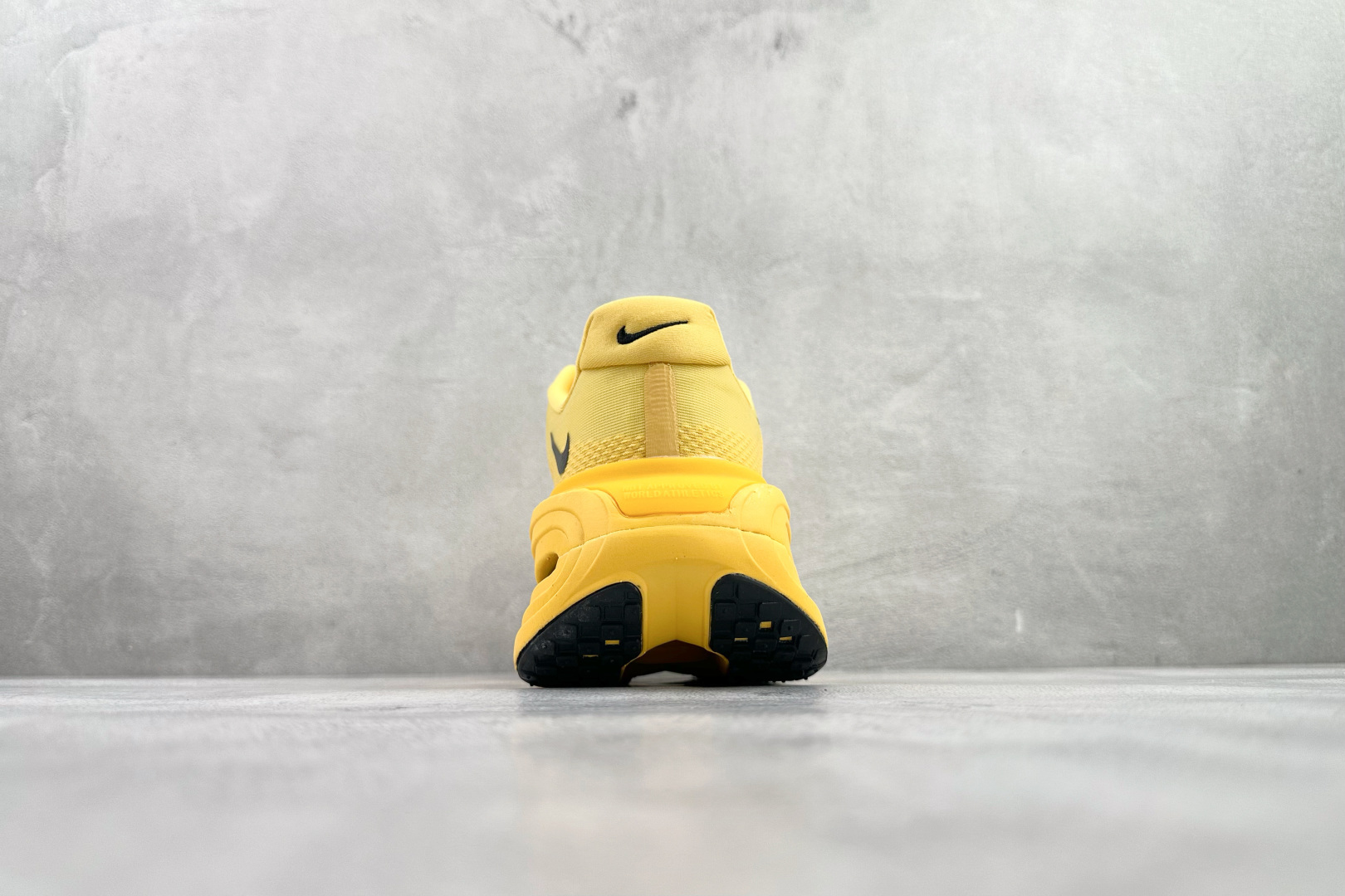 220 Nike Vomero Vomero Premium 黄色 HQ2050-012-Chinese UA Cheap High Quatity Brand Clothes Bags handbags Sneakers wholesale wholesaler seller from China Factory suppliers Fashion Clothing Shoes best Quality Beautiful Price 220 Nike Vomero Vomero Premium 黄色 HQ2050-012