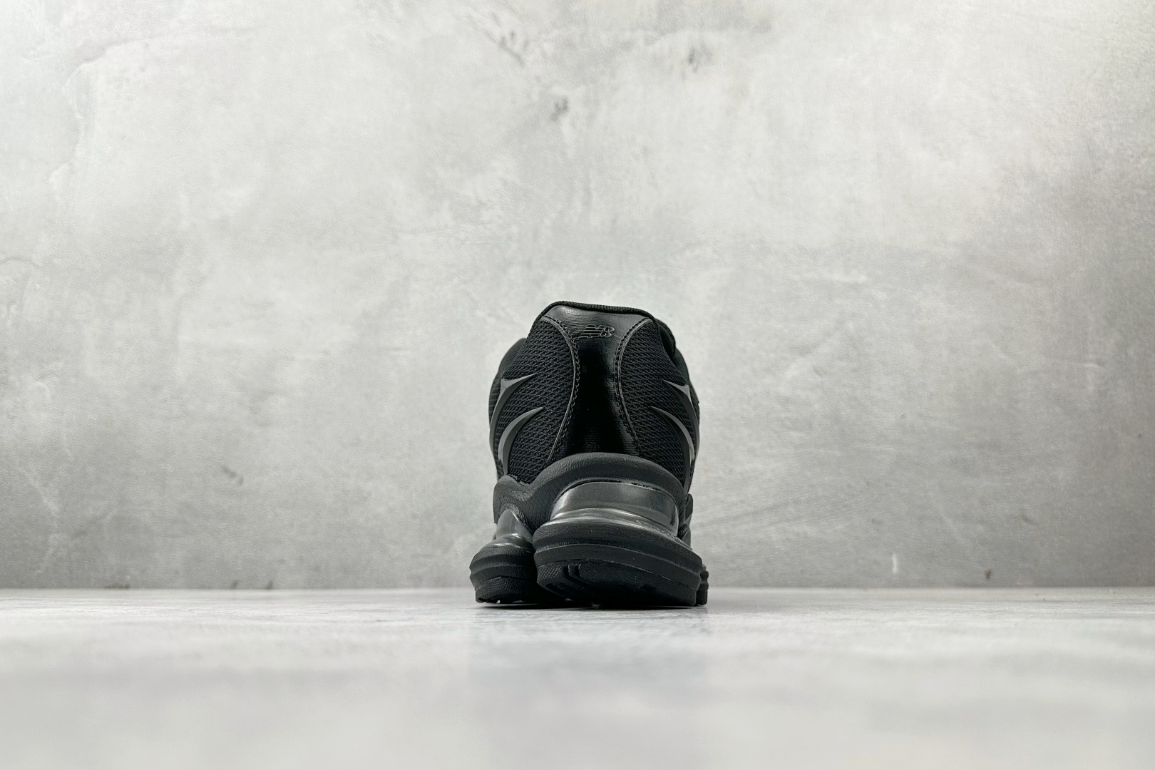 240 大厂出品 New Balance ABZORB 2000 黑色 U200078C-Chinese UA Cheap High Quatity Brand Clothes Bags handbags Sneakers wholesale wholesaler seller from China Factory suppliers Fashion Clothing Shoes best Quality Beautiful Price 240 大厂出品 New Balance ABZORB 2000 黑色 U200078C