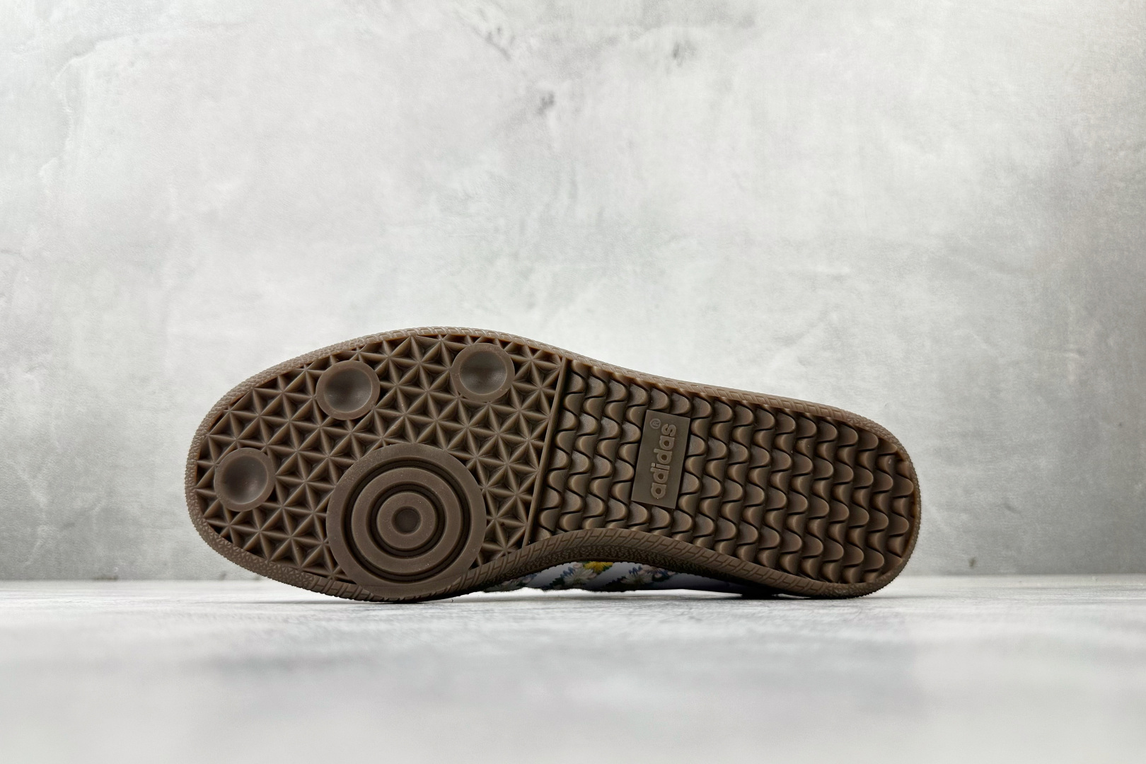 170 adidas originals x juice SAMBA Flower 花卉 白色 HQ5155-Chinese UA Cheap High Quatity Brand Clothes Bags handbags Sneakers wholesale wholesaler seller from China Factory suppliers Fashion Clothing Shoes best Quality Beautiful Price 170 adidas originals x juice SAMBA Flower 花卉 白色 HQ5155