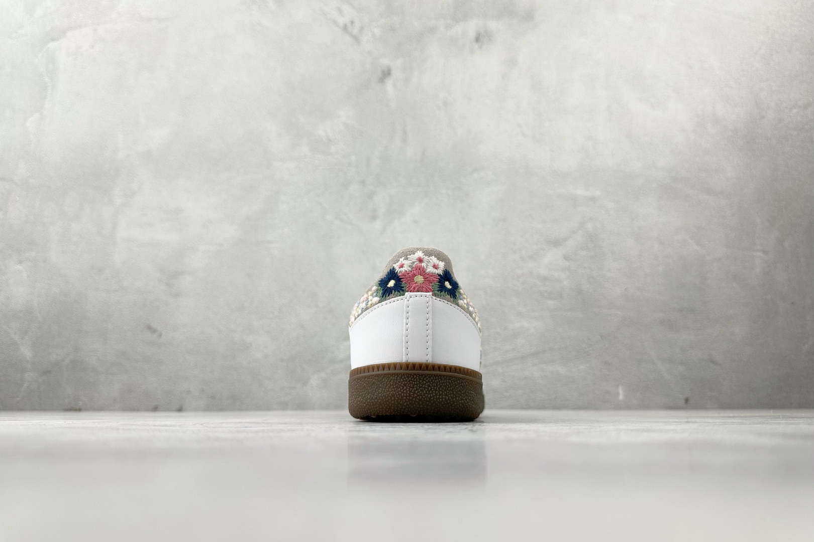 170 adidas originals x juice SAMBA Flower 花卉 白色 HQ5155-Chinese UA Cheap High Quatity Brand Clothes Bags handbags Sneakers wholesale wholesaler seller from China Factory suppliers Fashion Clothing Shoes best Quality Beautiful Price 170 adidas originals x juice SAMBA Flower 花卉 白色 HQ5155