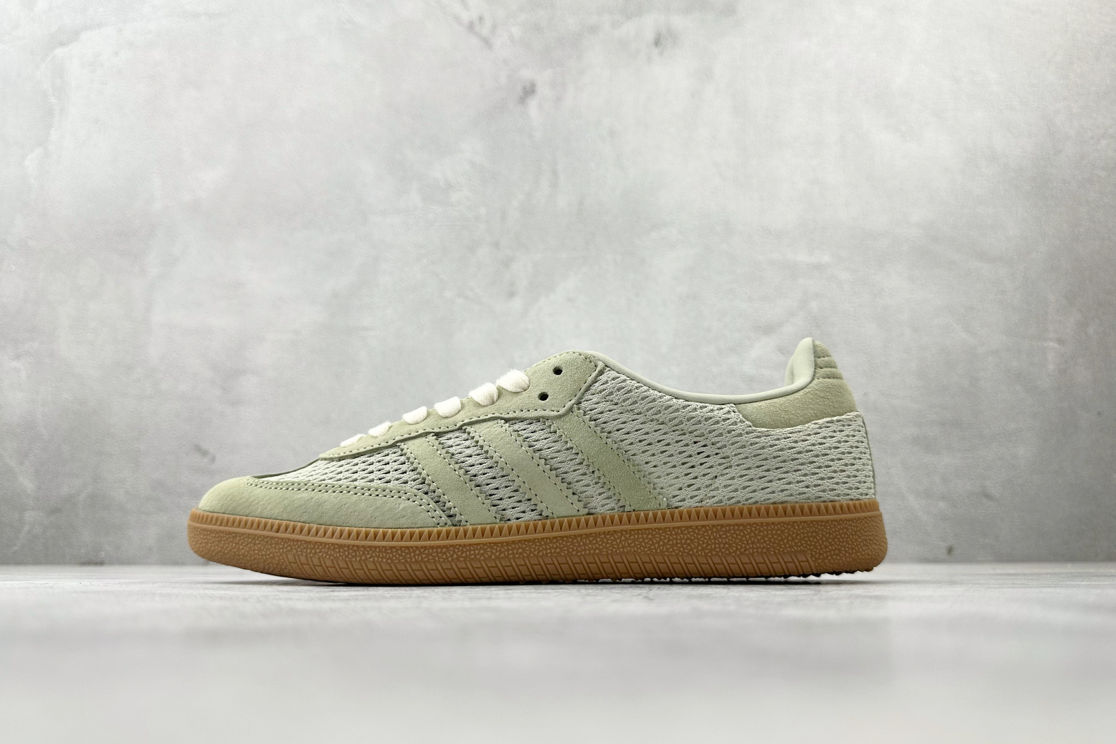 NO:552998,XM adidas originals SAMBA OG Green Yellow Item No. KK3529 Size 35.5 36 36.5 37 38.5 39 40 40.5 41 42 42.5 43 44 44.5 45 Code 27, sports shoe series, adidas, sneakers19860909XM adidas originals SAMBA OG 绿黄色 货号KK3529 尺码35.5 36 36.5 37 38.5 39 40 40.5 41 42 42.5 43 44 44.5 45 编码27,运动鞋系列,adidas,sneakers,Men's shoes
