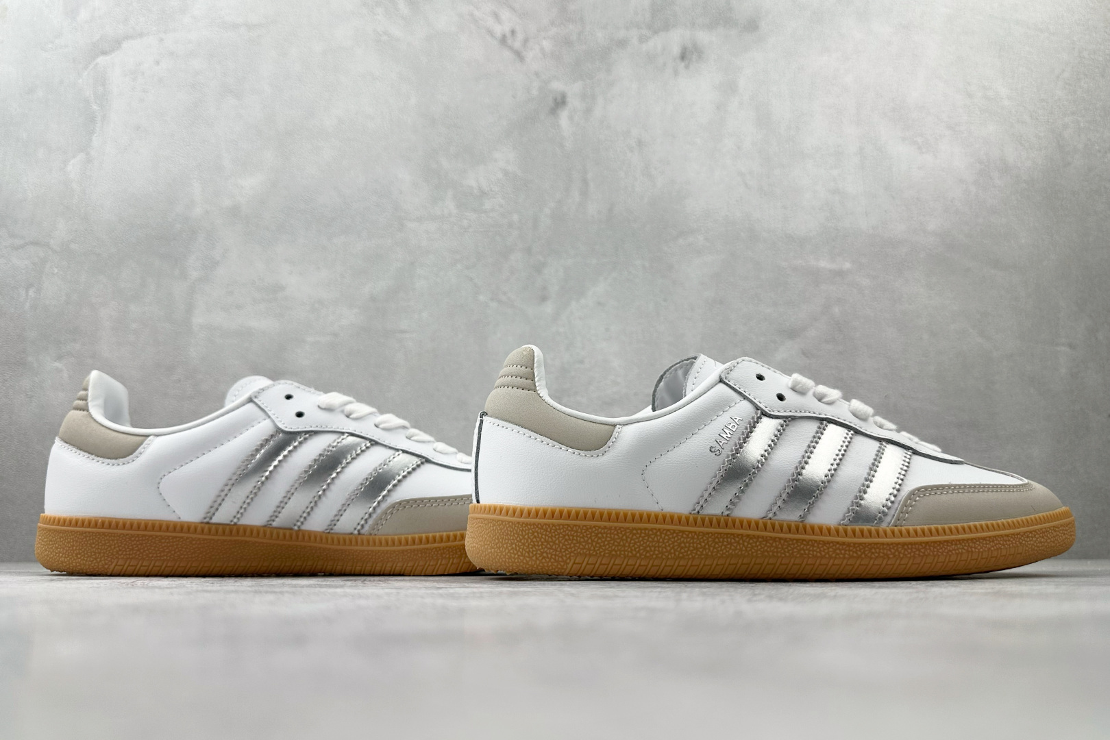 170 adidas originals SAMBA “White Silver Metallic”白银 JI2725