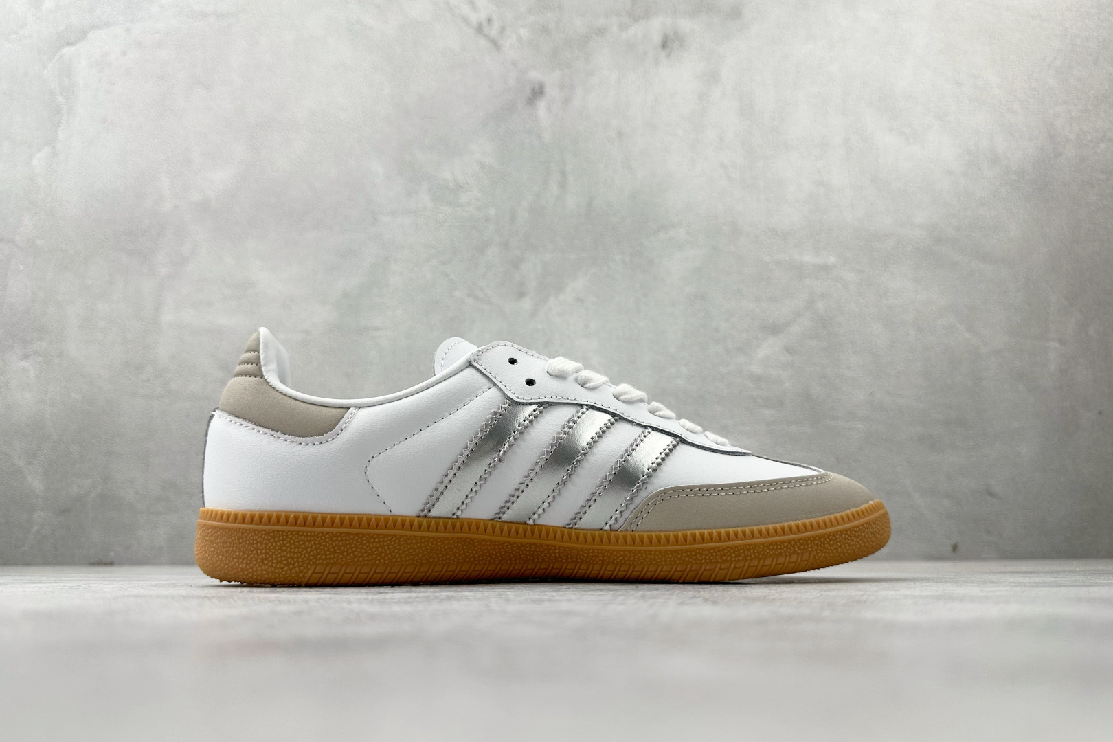 170 adidas originals SAMBA “White Silver Metallic”白银 JI2725
