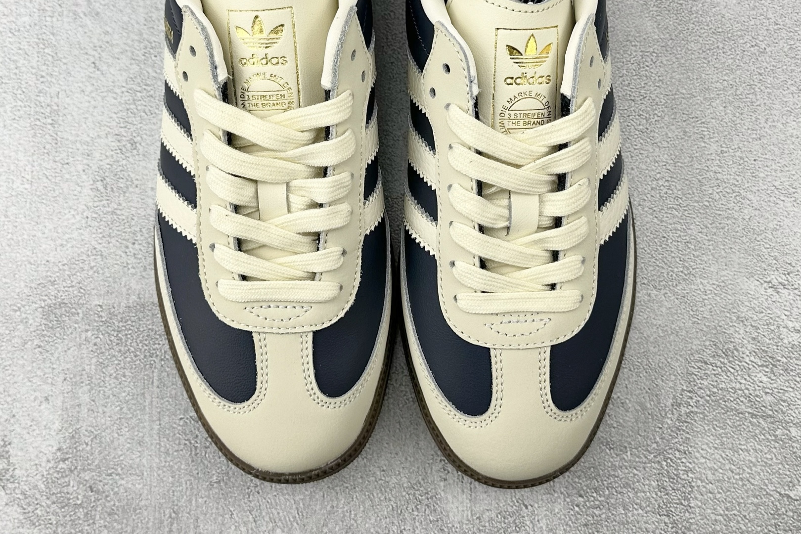 adidas originals SAMBA “Night Indigo”白蓝色 IG1968 adidas originals SAMBA “Night Indigo”白蓝色 IG1968