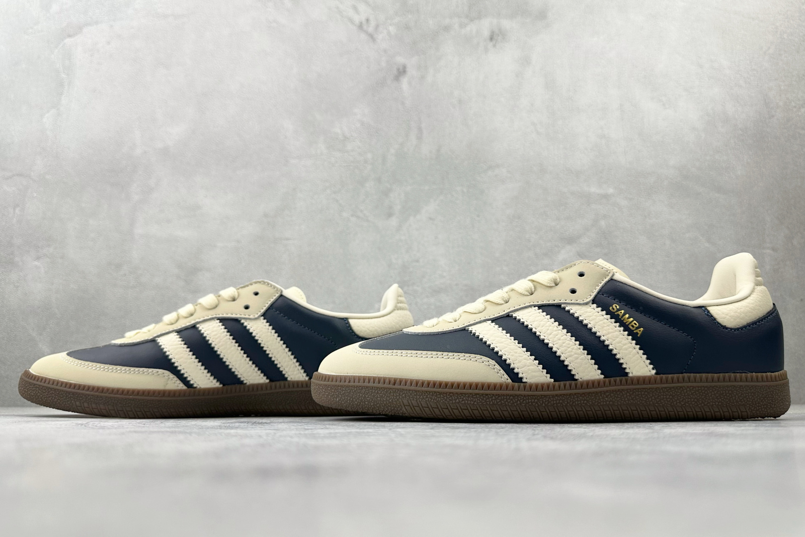 adidas originals SAMBA “Night Indigo”白蓝色 IG1968 adidas originals SAMBA “Night Indigo”白蓝色 IG1968