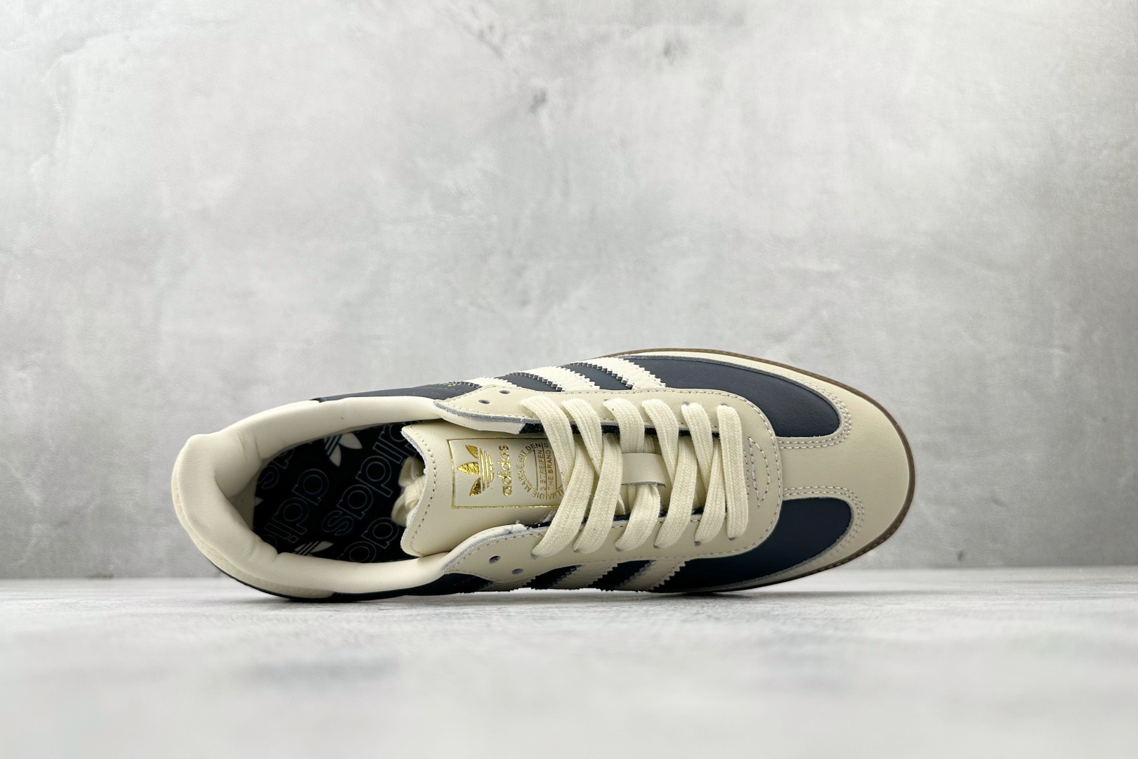 adidas originals SAMBA “Night Indigo”白蓝色 IG1968 adidas originals SAMBA “Night Indigo”白蓝色 IG1968