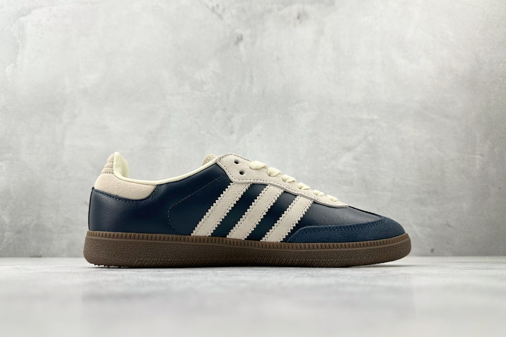 170 adidas originals SAMBA 深蓝 JI3217-Chinese UA Cheap High Quatity Brand Clothes Bags handbags Sneakers wholesale wholesaler seller from China Factory suppliers Fashion Clothing Shoes best Quality Beautiful Price 170 adidas originals SAMBA 深蓝 JI3217